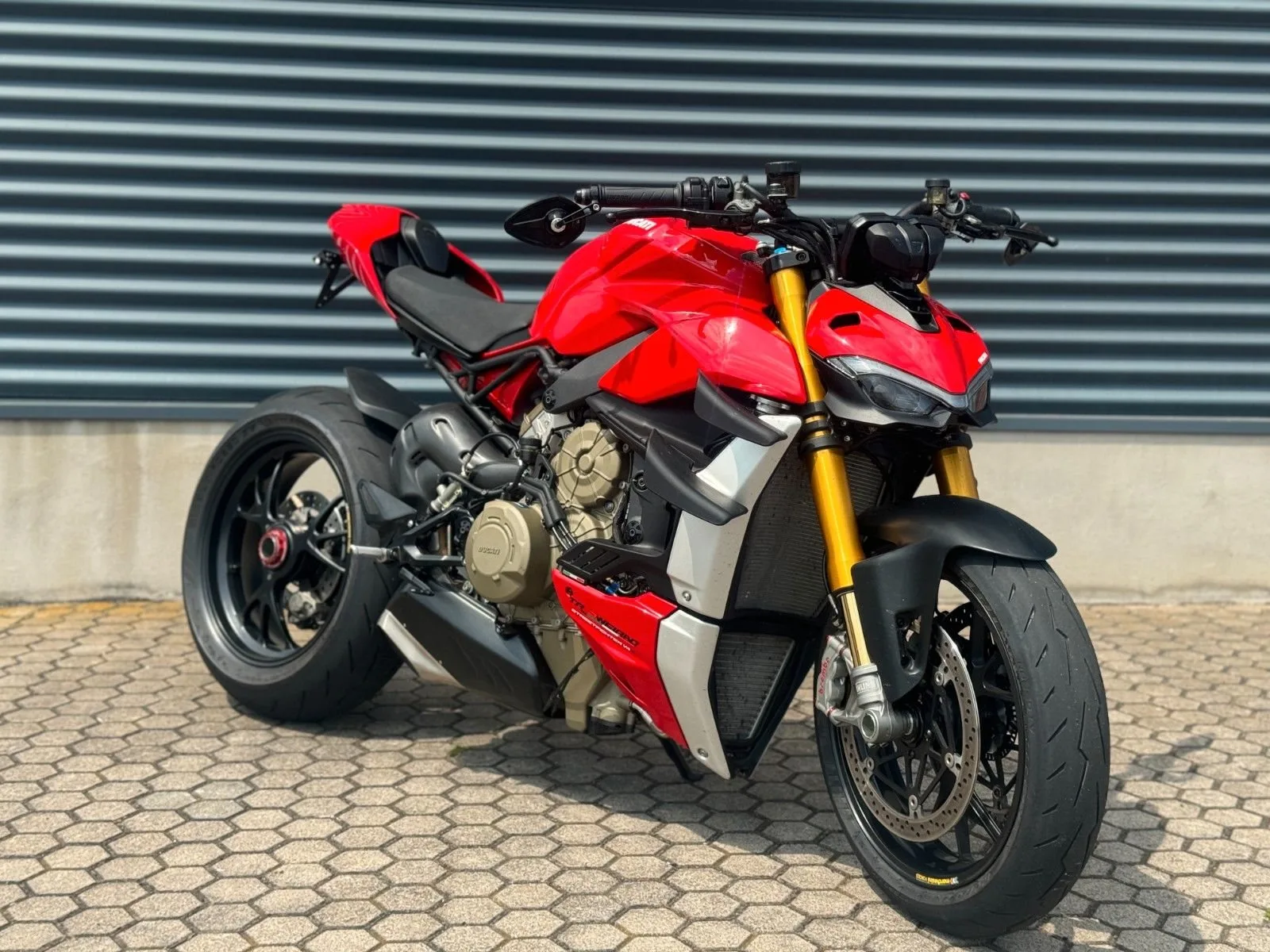 Ducati Streetfighter V4 S