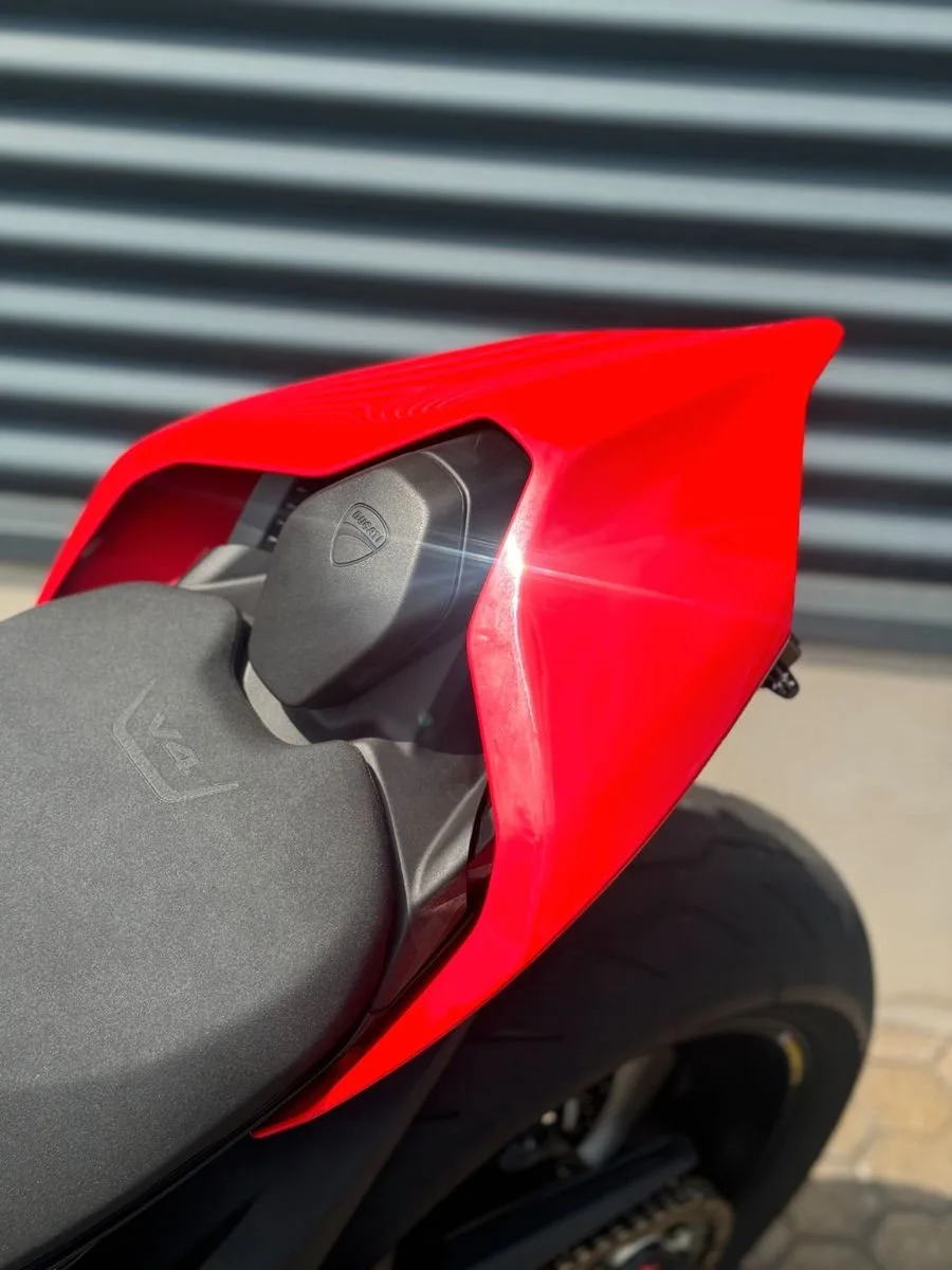Ducati Streetfighter V4 S