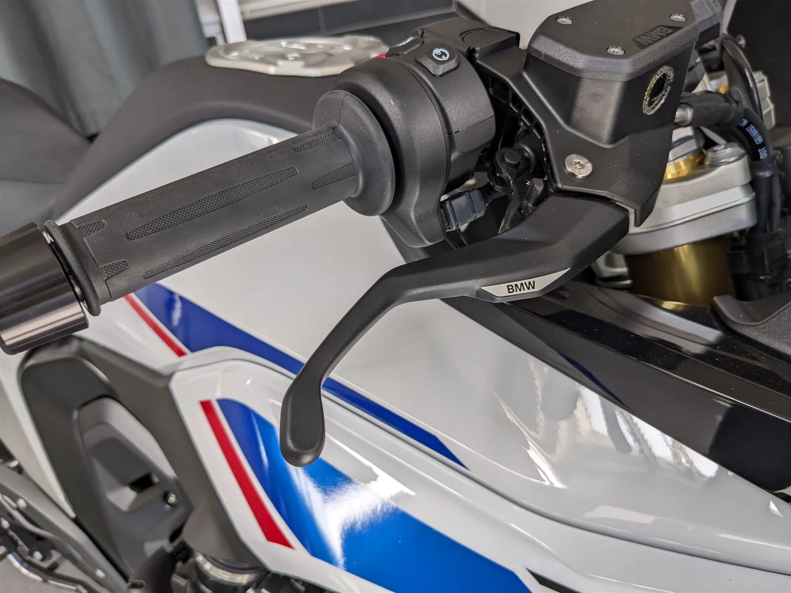 BMW R 1300 RS Performance, Akrapovic