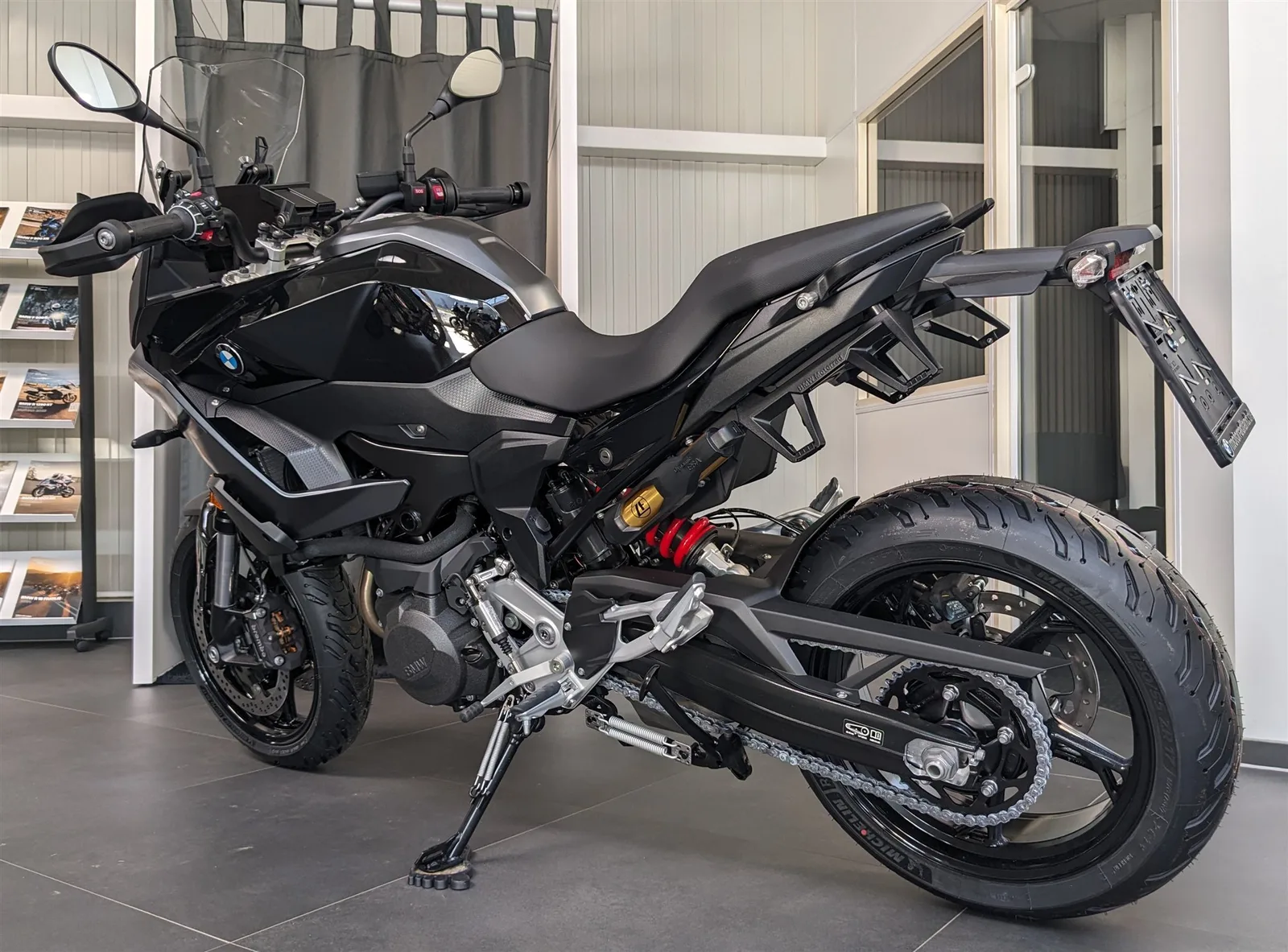 BMW F 900 XR Triple Black Komfort Dynamik Paket