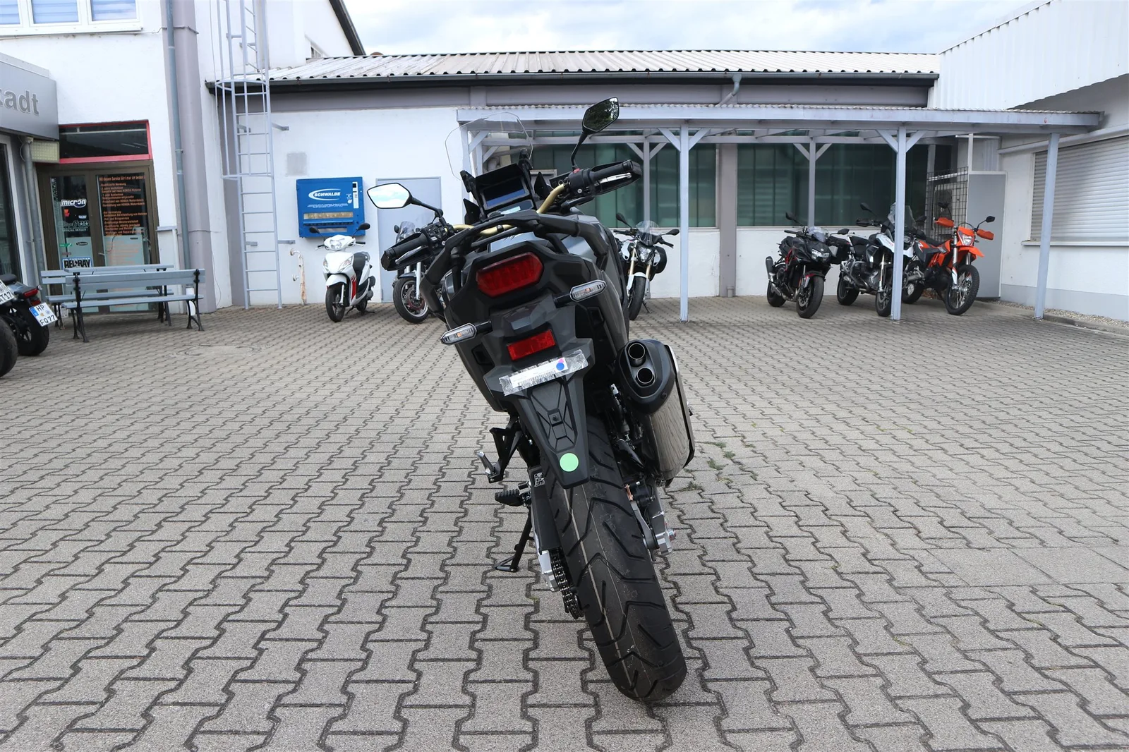Honda CRF1100L Africa Twin ES Honda Africa Twin Adventure Sport mit ES Fahrwerk und 6 Jahren Garantie