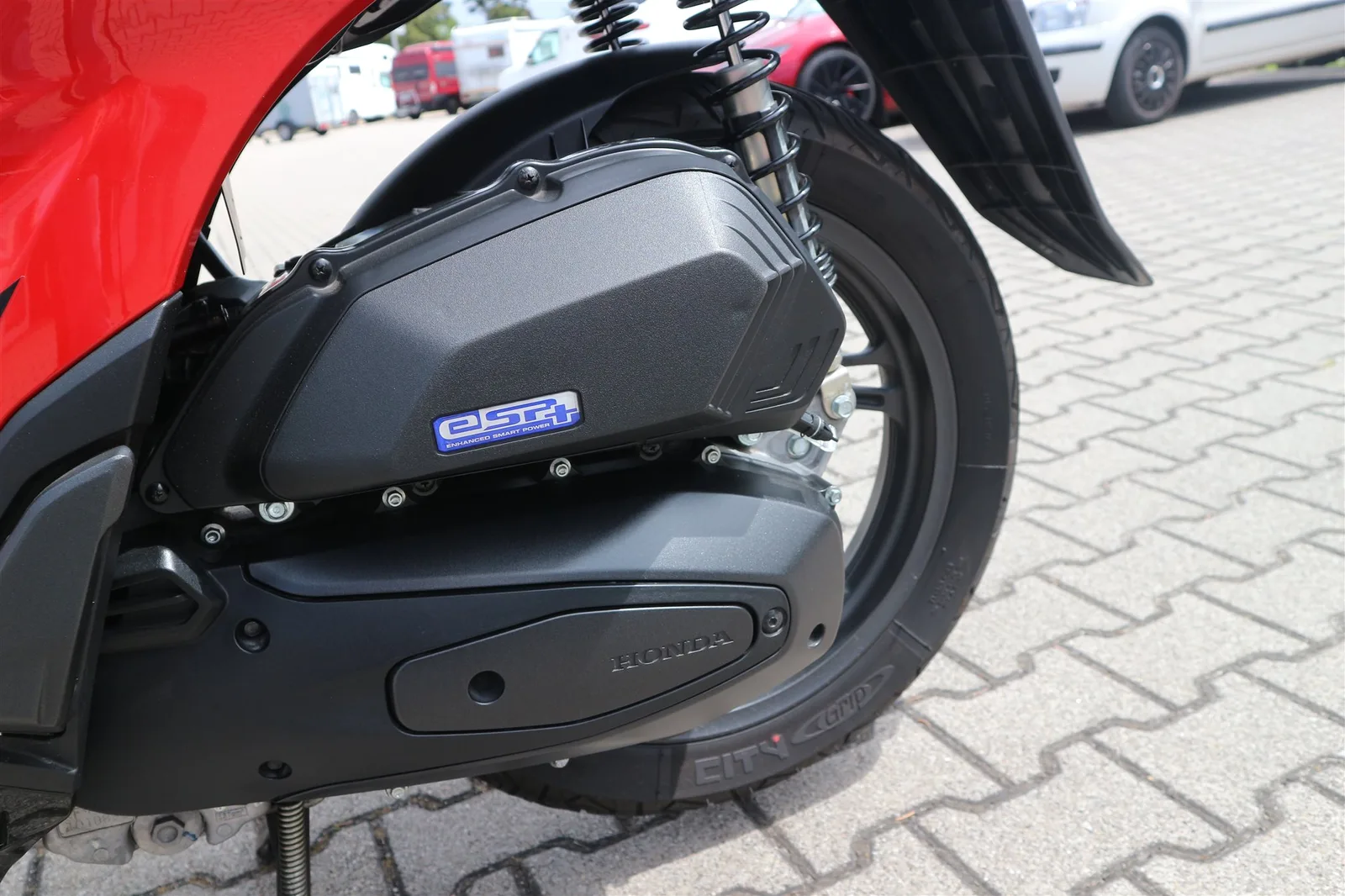 Honda SH150i Honda SH 150i mit einem Jahr Garantie, Roller ist Scheckheft gepflegt.