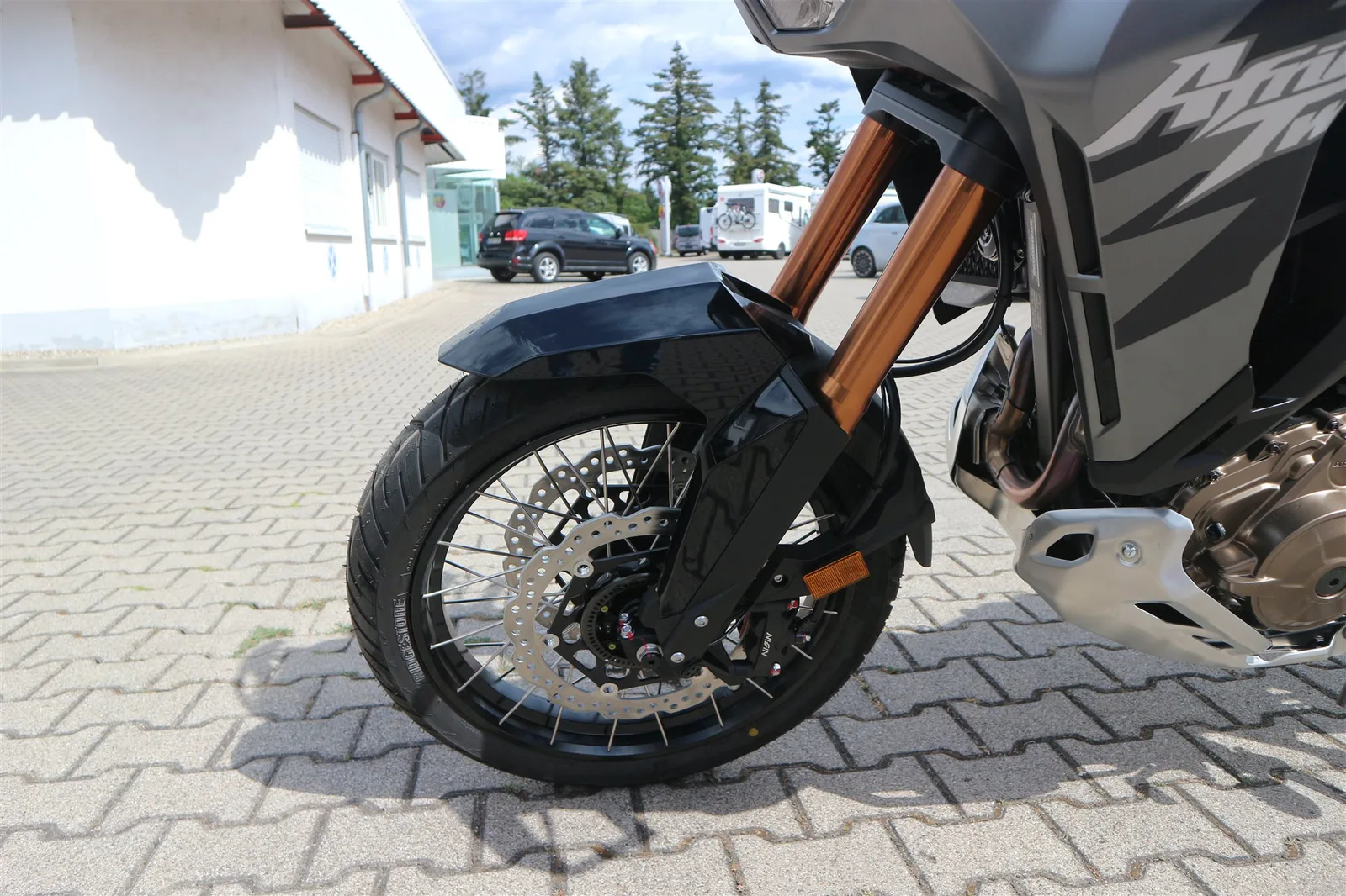 Honda CRF1100L Africa Twin ES Honda Africa Twin Adventure Sport mit ES Fahrwerk und 6 Jahren Garantie