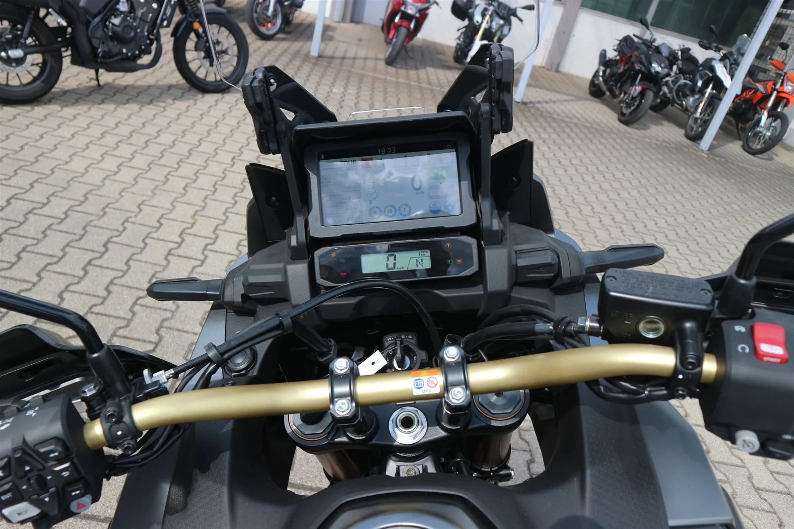 Honda CRF1100L Africa Twin ES Honda Africa Twin Adventure Sport mit ES Fahrwerk und 6 Jahren Garantie