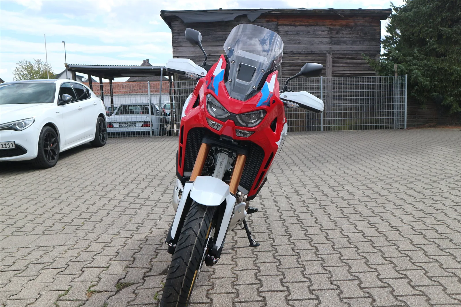 Honda CRF1100L Africa Twin Adventure Sports DCT Honda CRF1100 Africa Twin Adventure Sports DCT, ES Fahrwerk und 6 Jahre Garantie ab Tag der Erstzulassung