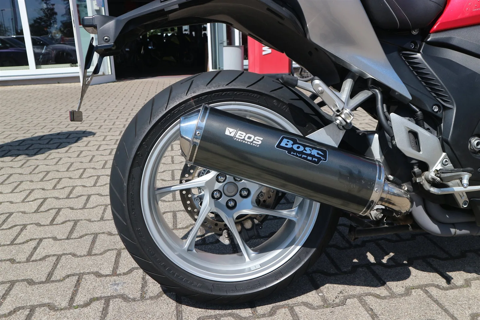 Honda VFR 1200 F Sehr gepflegte Honda VFR1200F SC63 mit einem Jahr Garantie