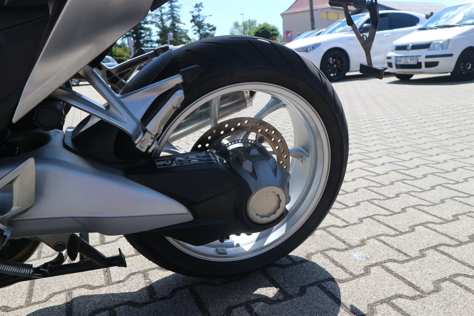 Honda VFR 1200 F Sehr gepflegte Honda VFR1200F SC63 mit einem Jahr Garantie