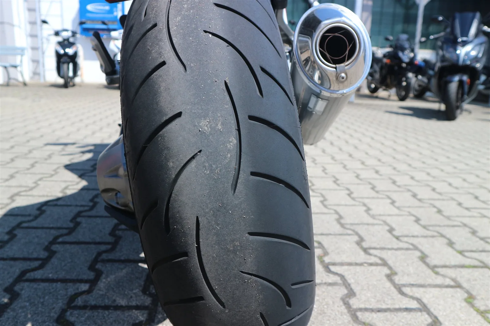 Honda VFR 1200 F Sehr gepflegte Honda VFR1200F SC63 mit einem Jahr Garantie