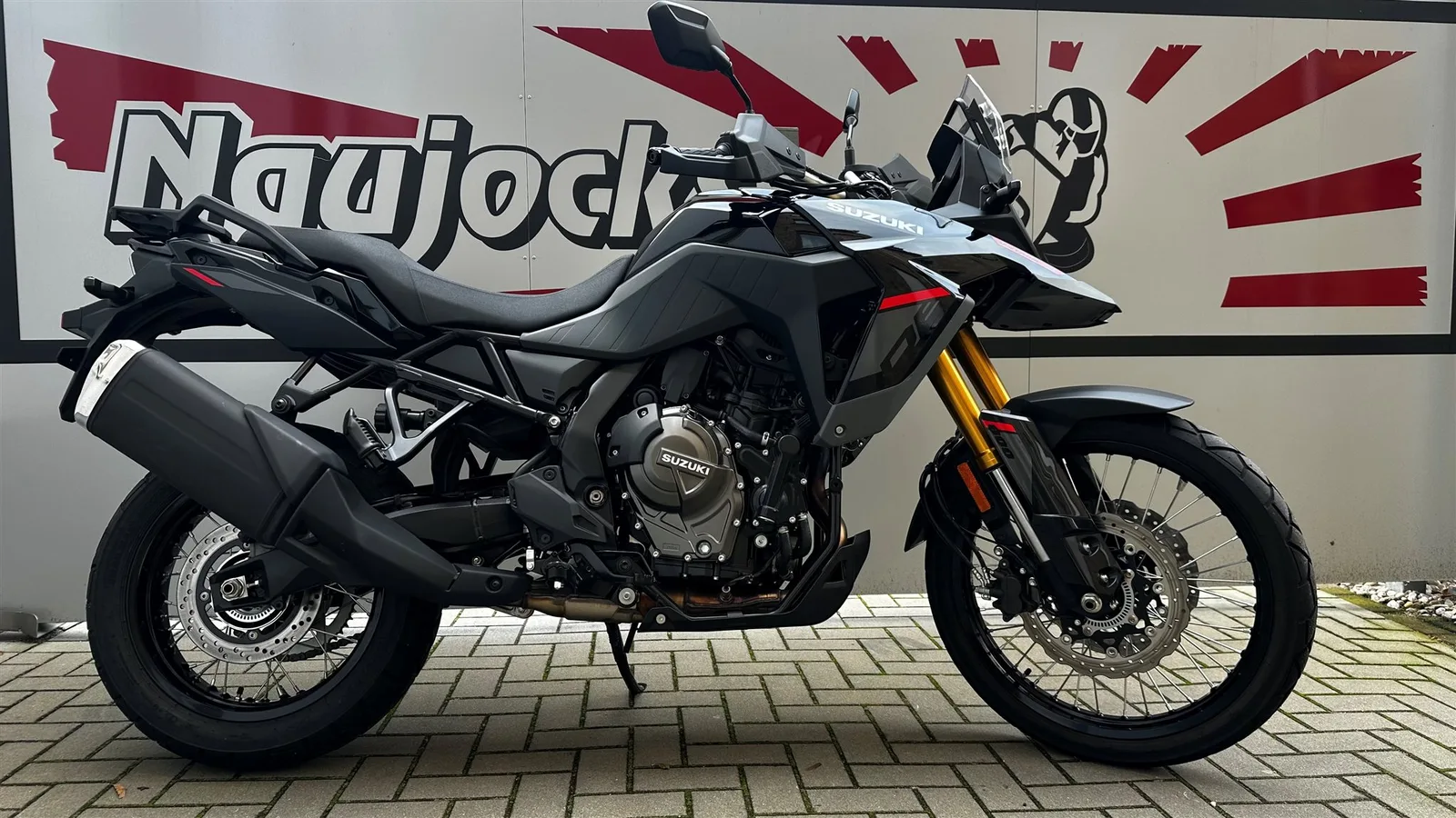 Suzuki V-Strom 800DE M5