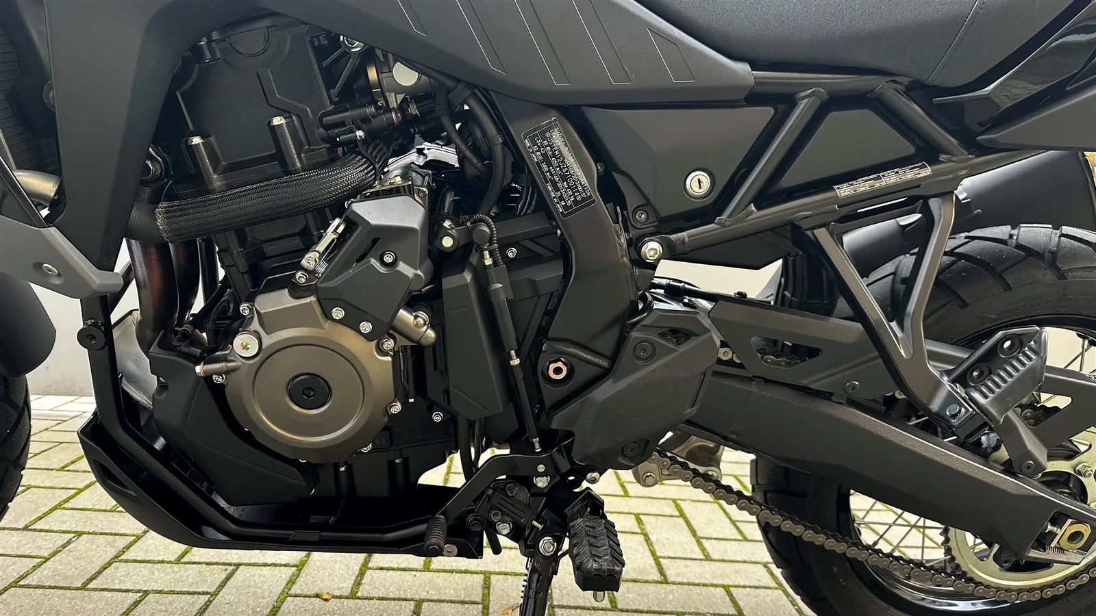 Suzuki V-Strom 800DE M5