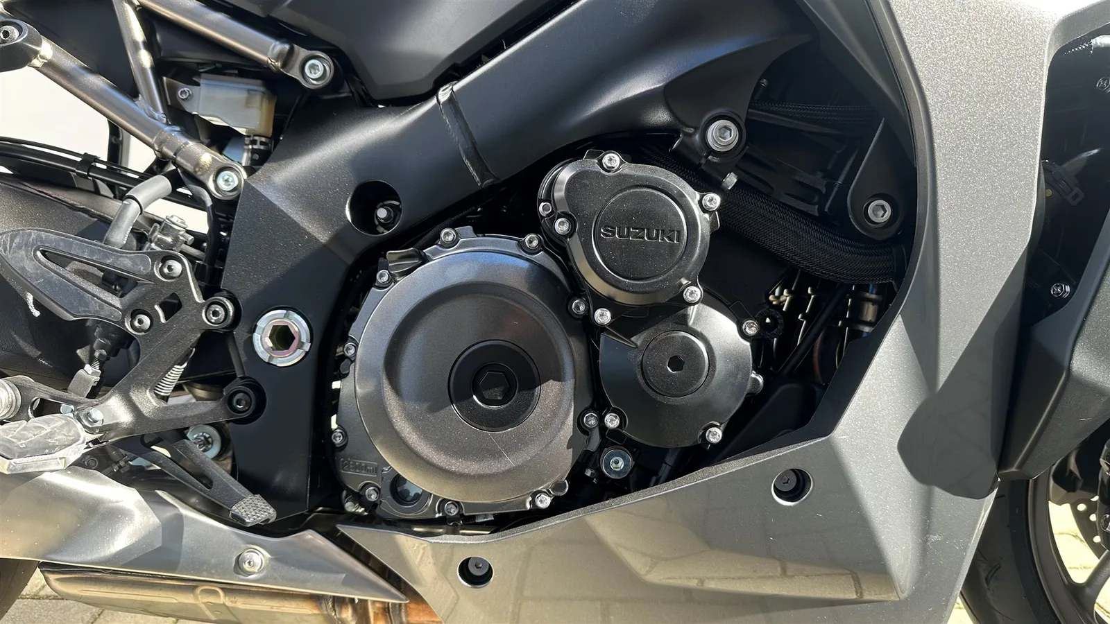 Suzuki GSX-S1000GT