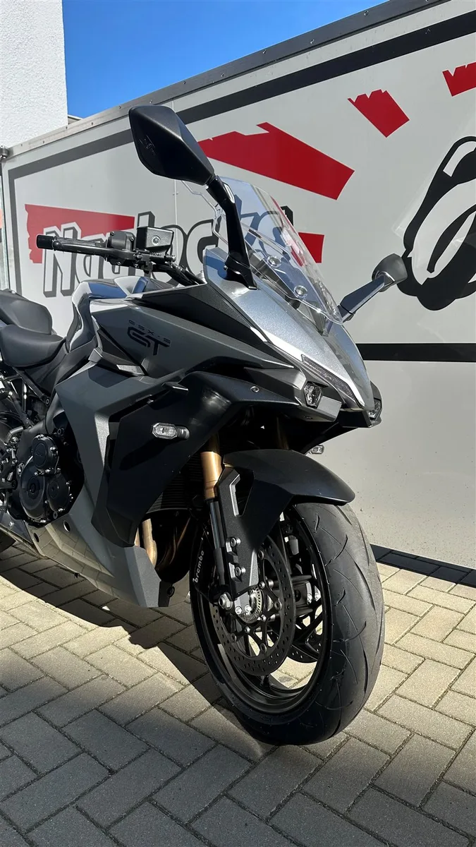 Suzuki GSX-S1000GT