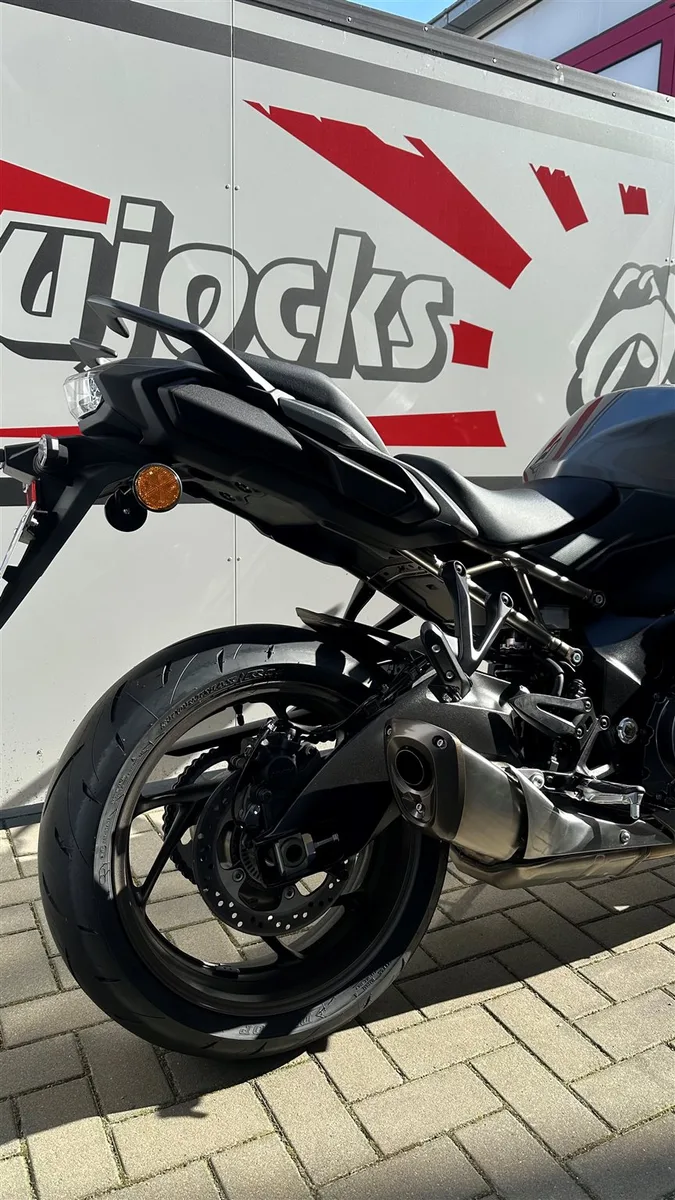 Suzuki GSX-S1000GT