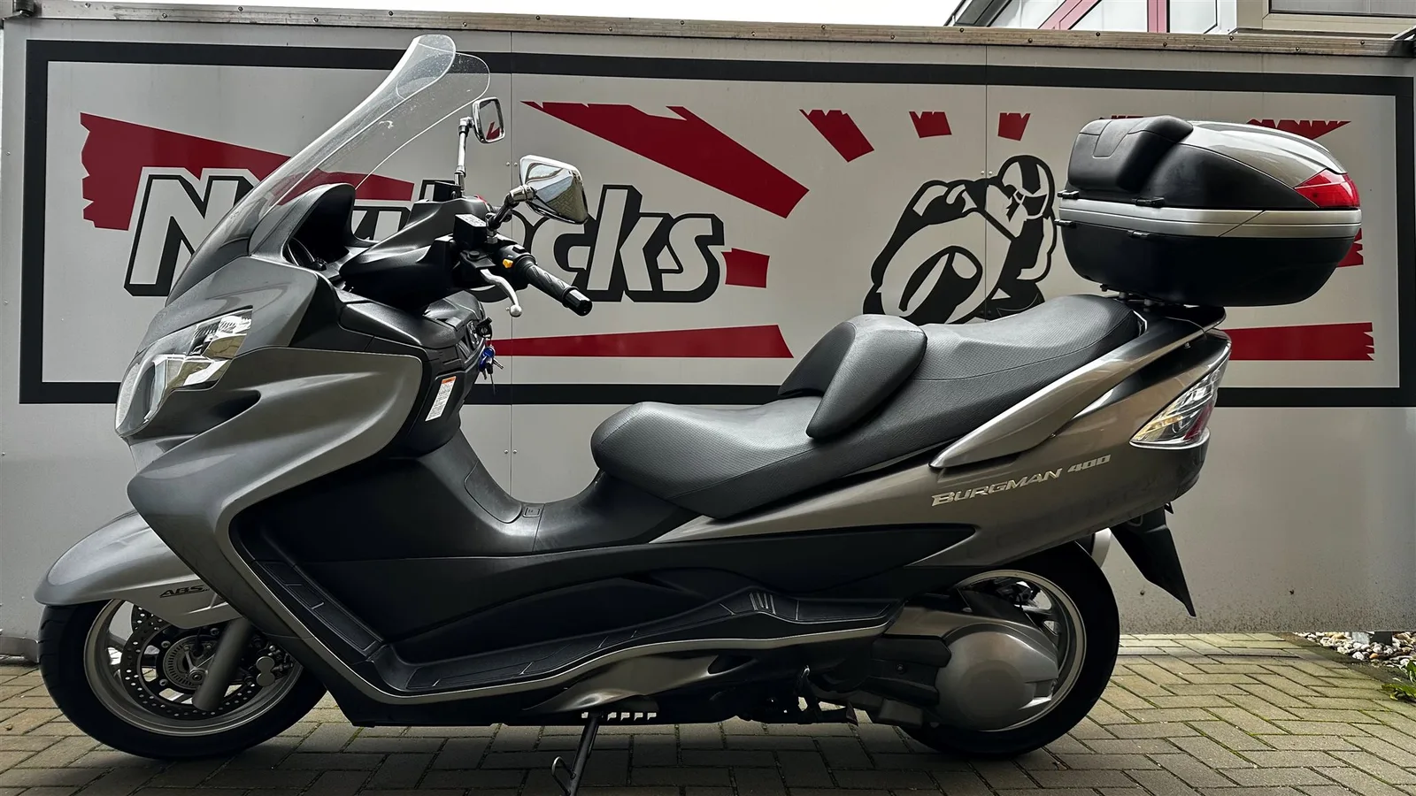 Suzuki Burgman 400 AN 400 AK9