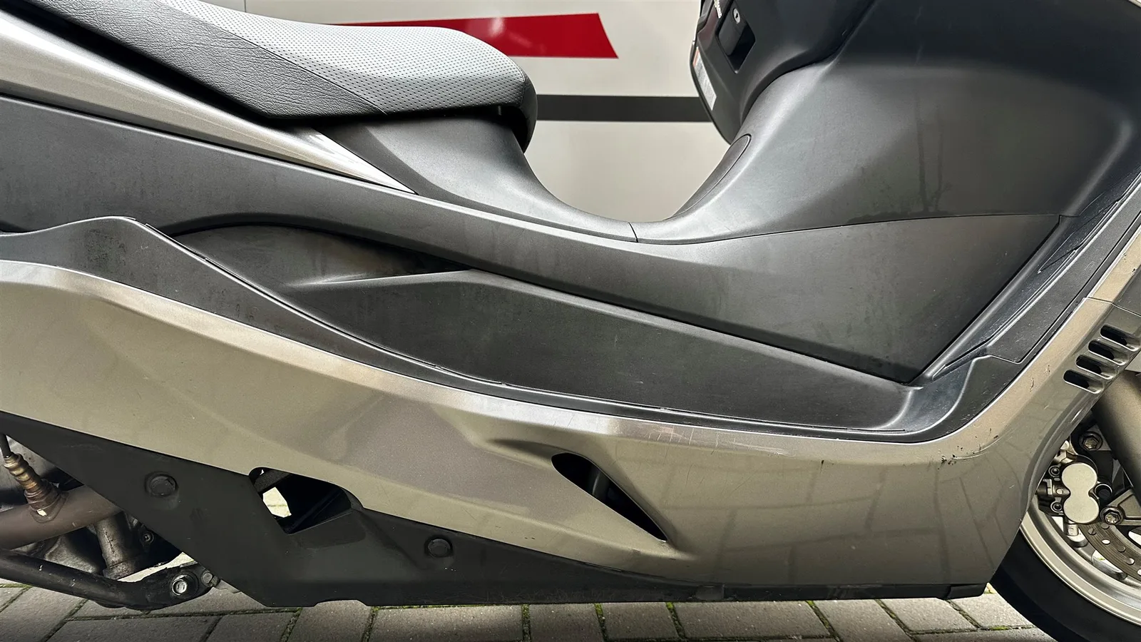 Suzuki Burgman 400 AN 400 AK9