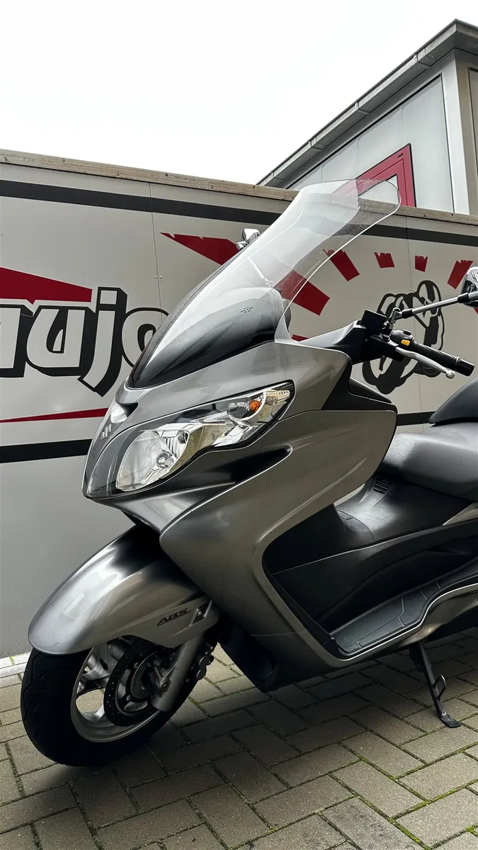 Suzuki Burgman 400 AN 400 AK9
