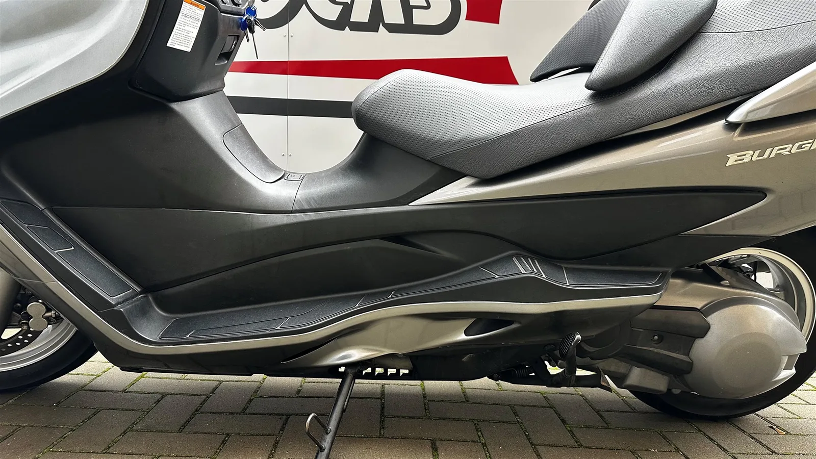 Suzuki Burgman 400 AN 400 AK9