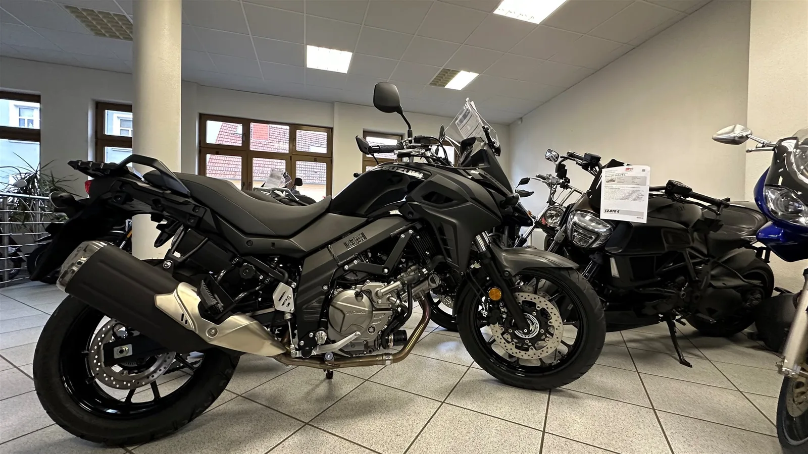 Suzuki V-Strom 650