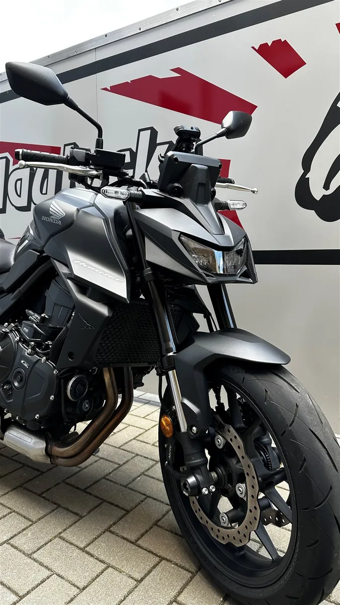 Honda CB750 Hornet ABS