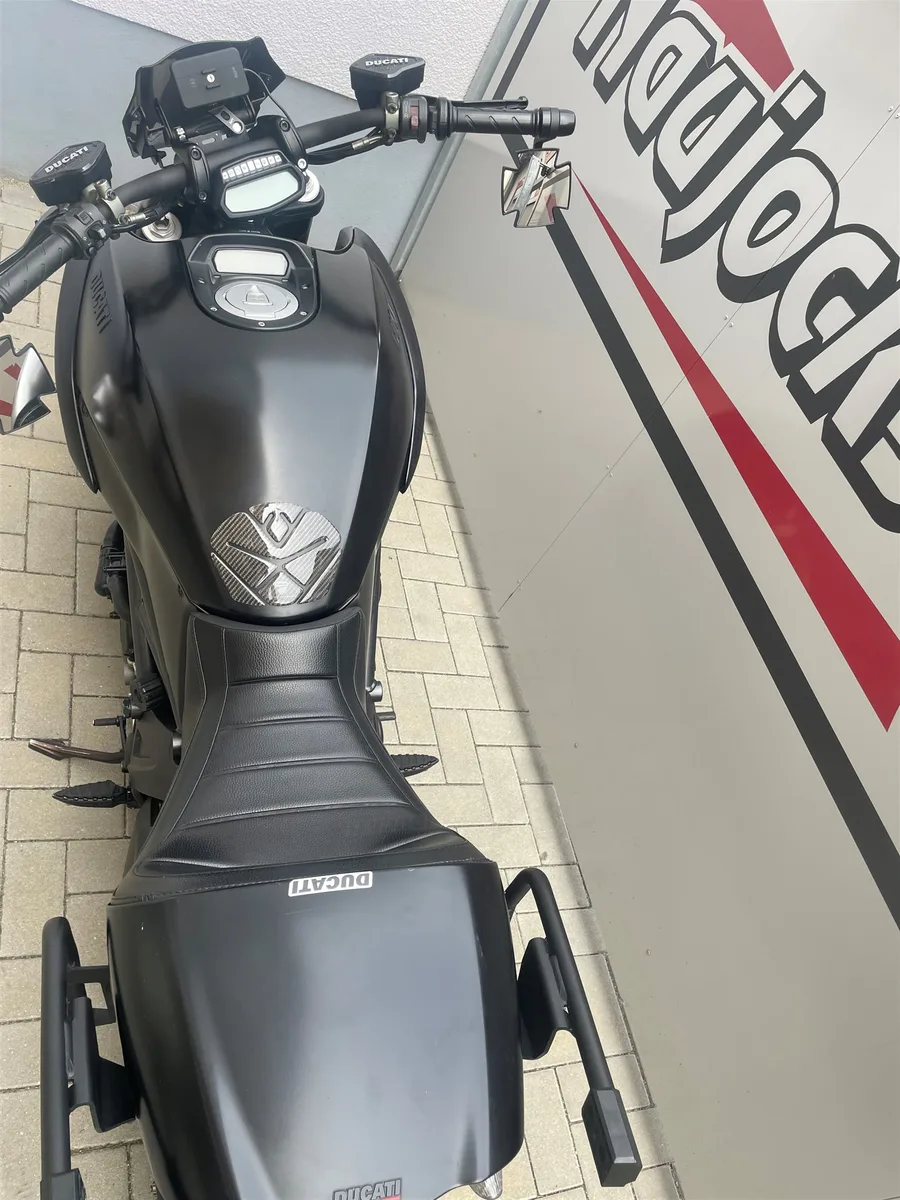 Ducati Diavel 1200