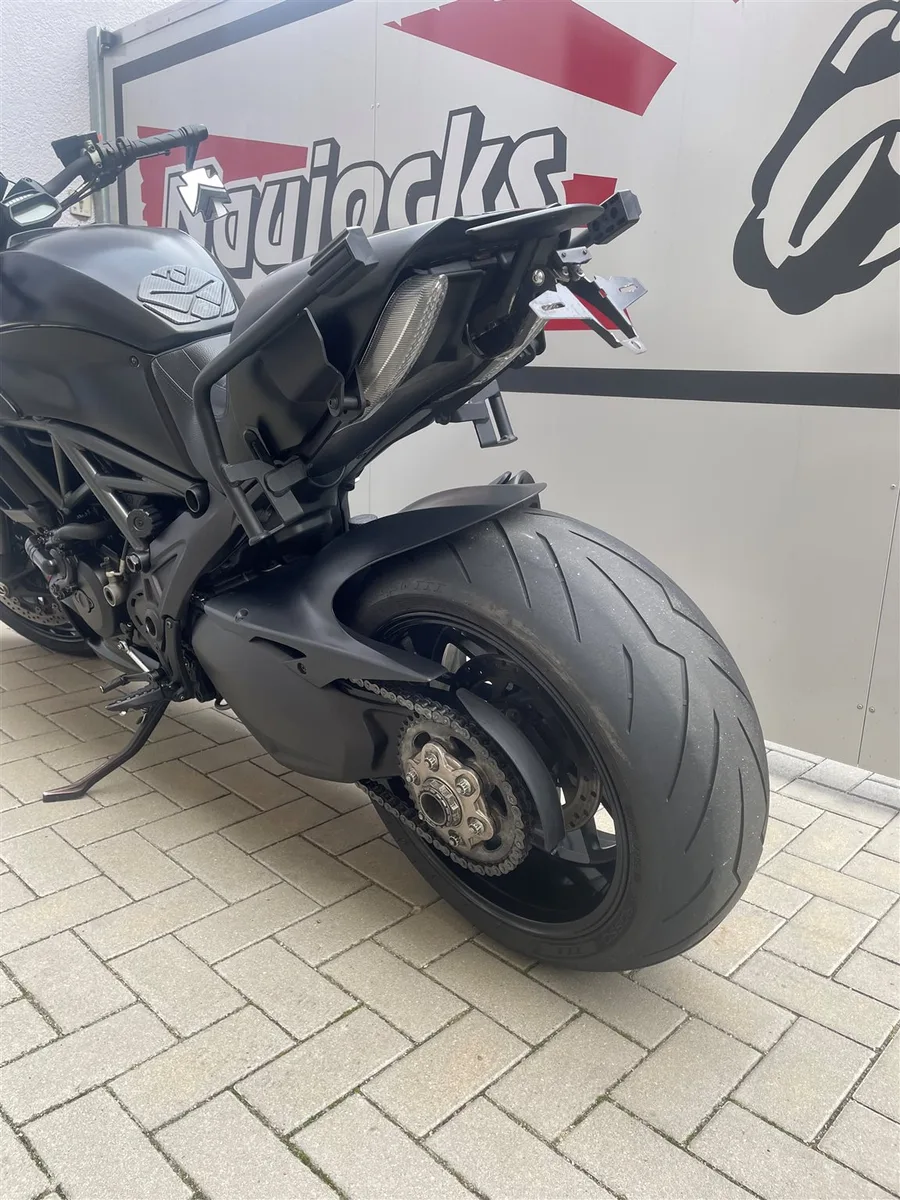 Ducati Diavel 1200