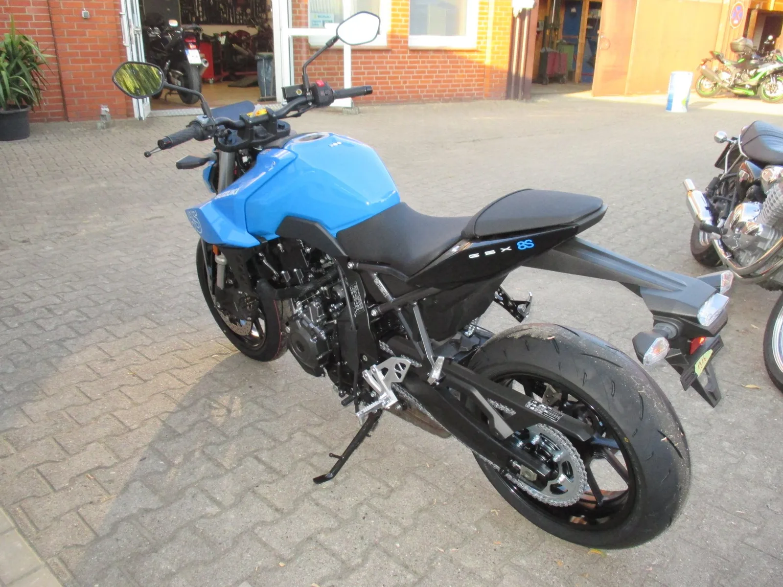 Suzuki GSX-8S