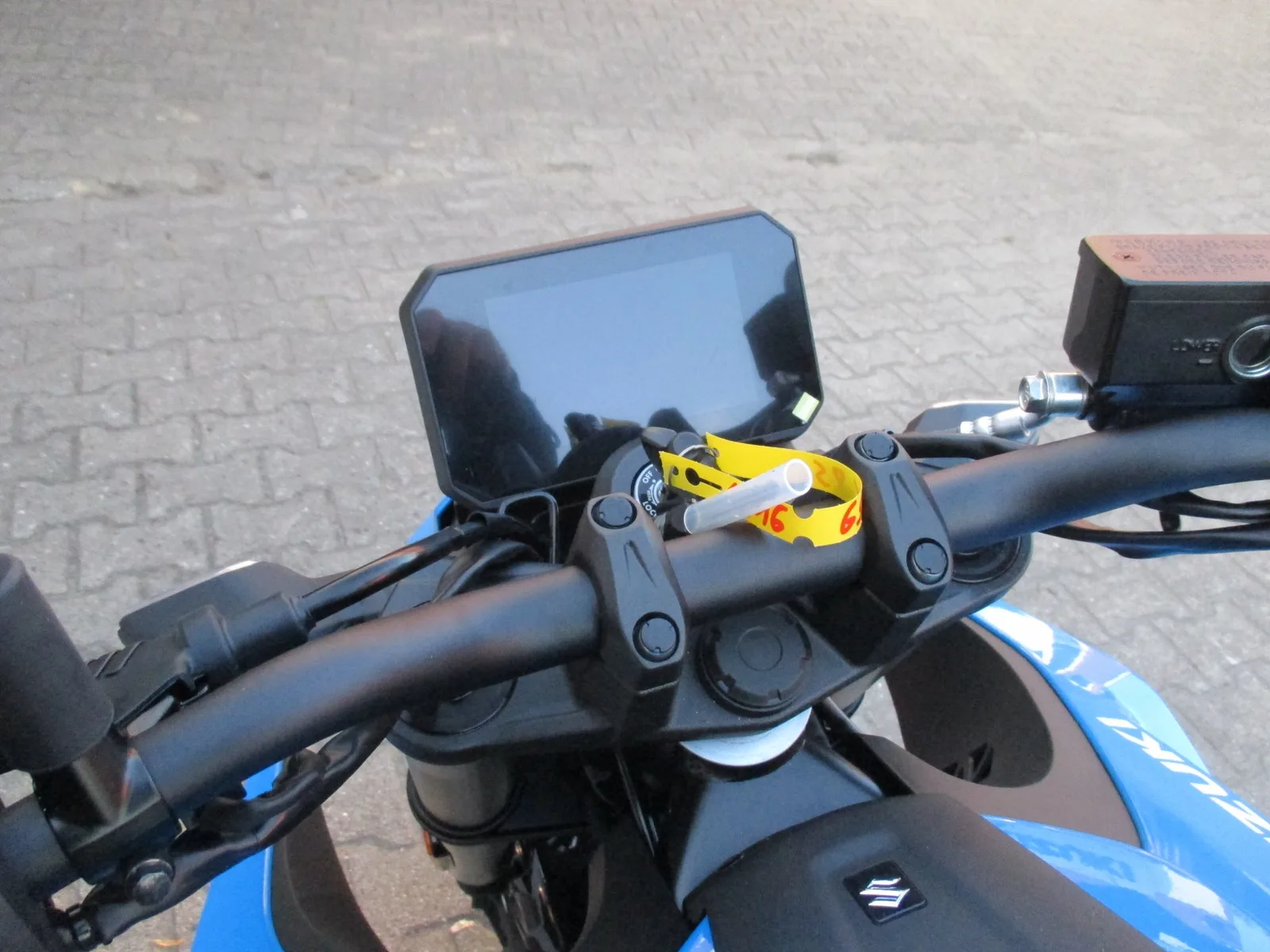 Suzuki GSX-8S