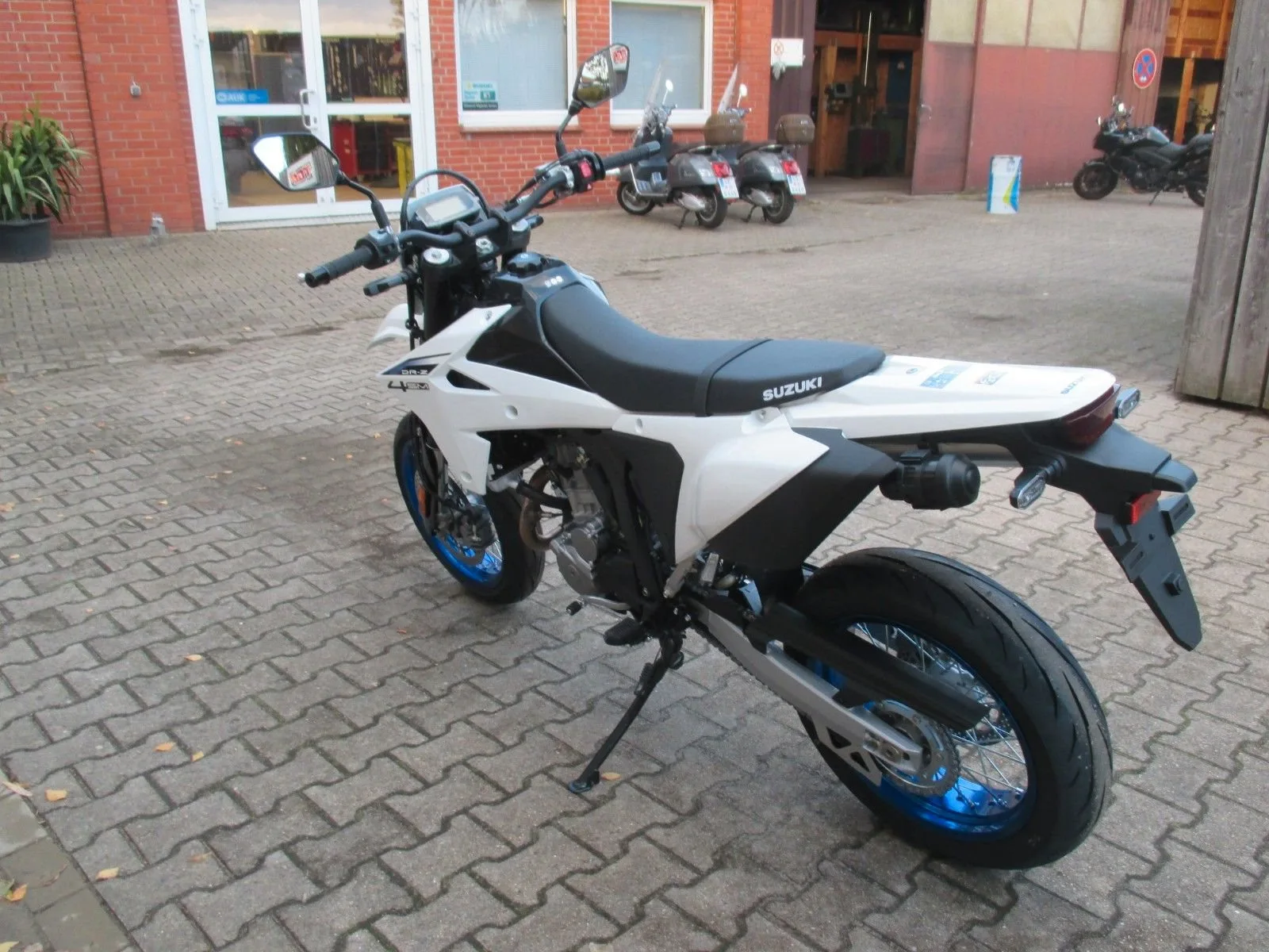 Suzuki DR-Z4SM
