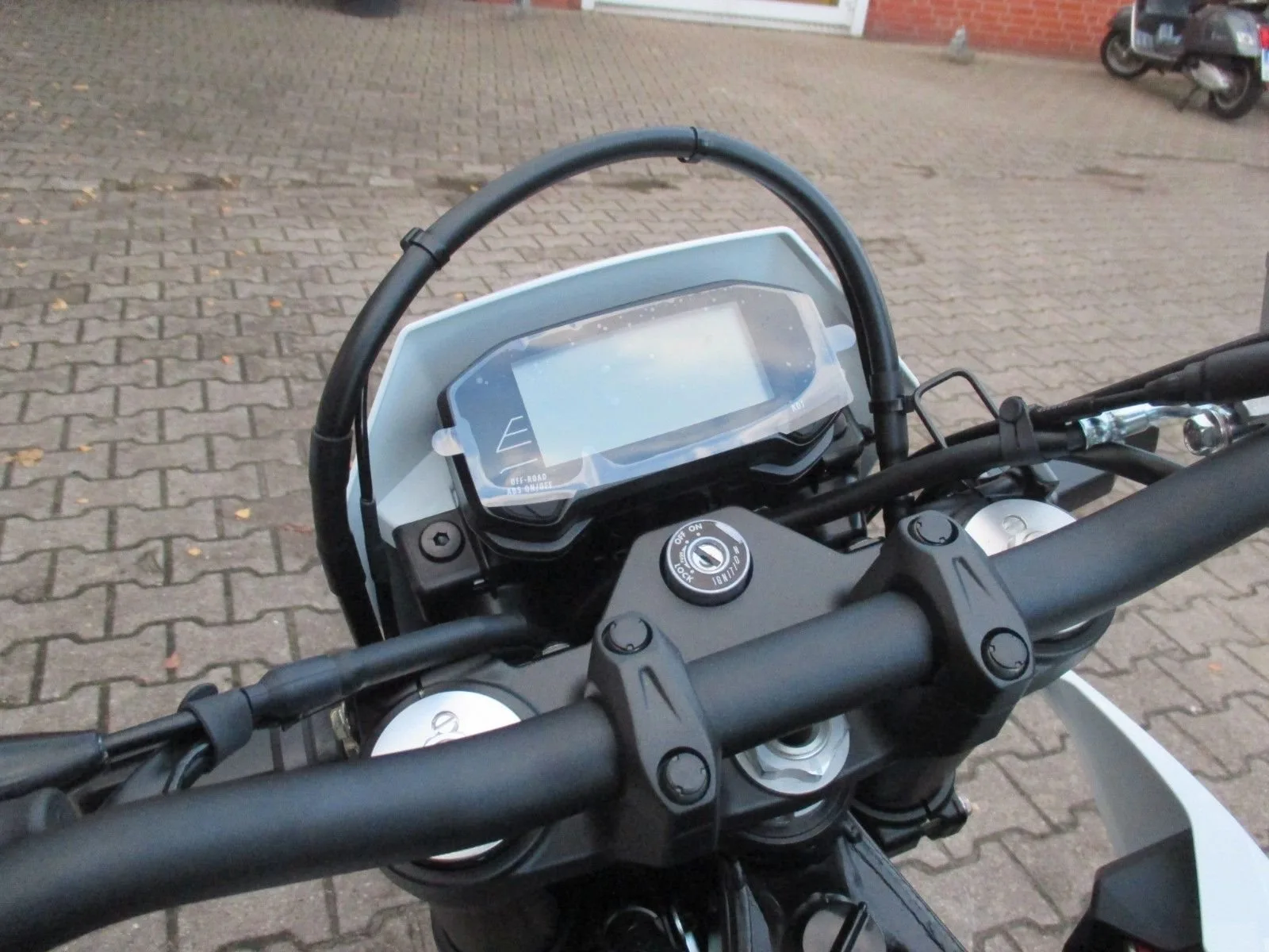 Suzuki DR-Z4SM