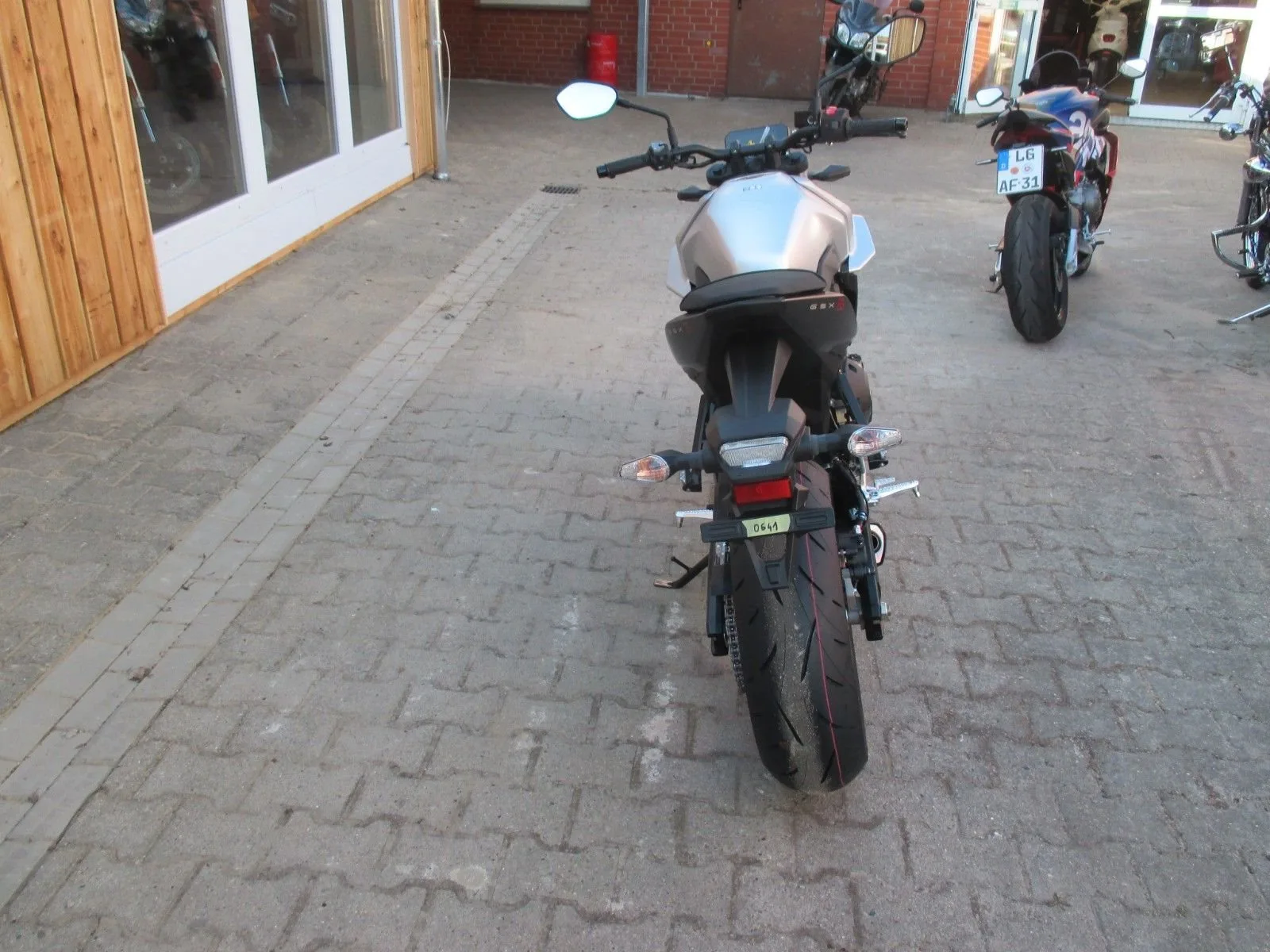 Suzuki GSX-8S