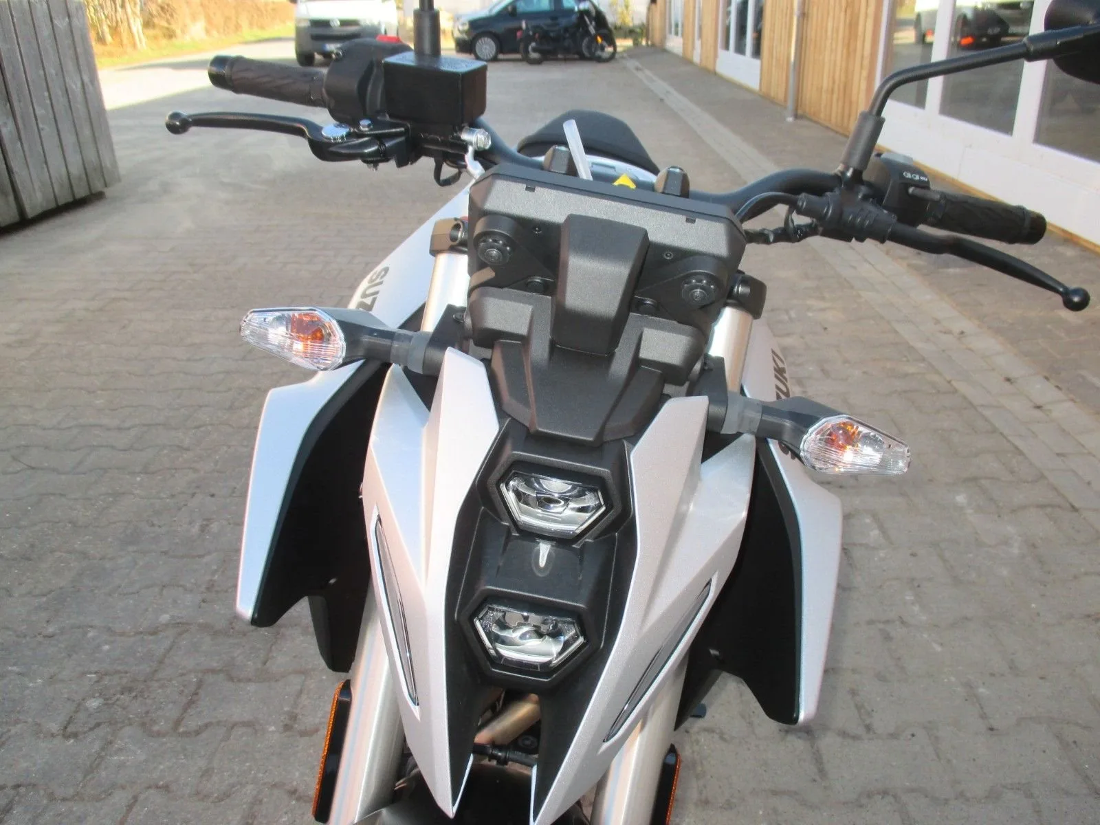 Suzuki GSX-8S