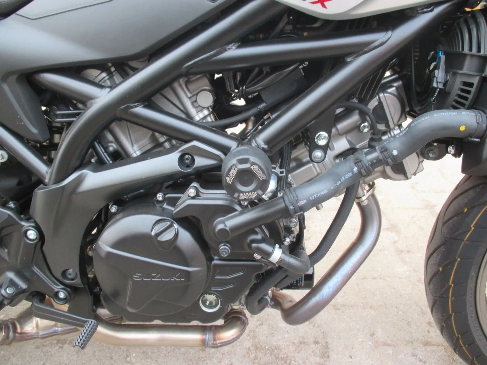 Suzuki SV650X