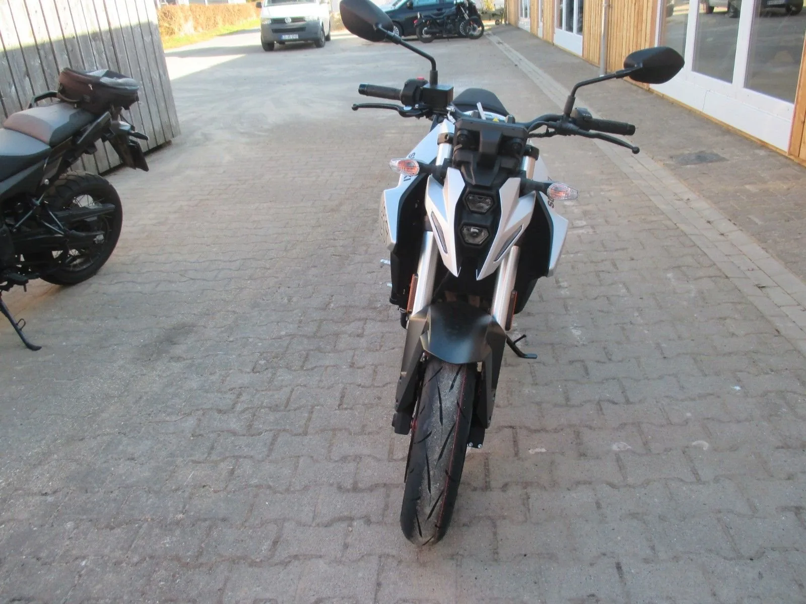 Suzuki GSX-8S