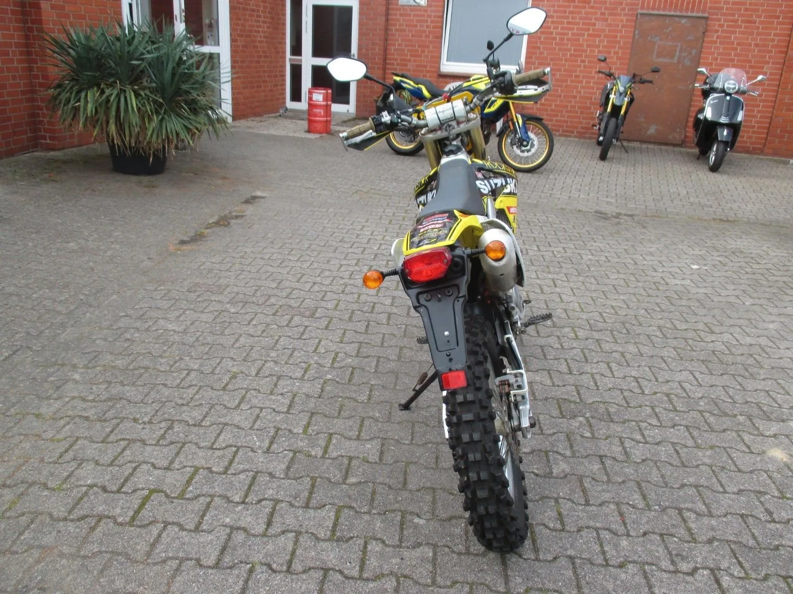 Suzuki RMX-450Z Enduro