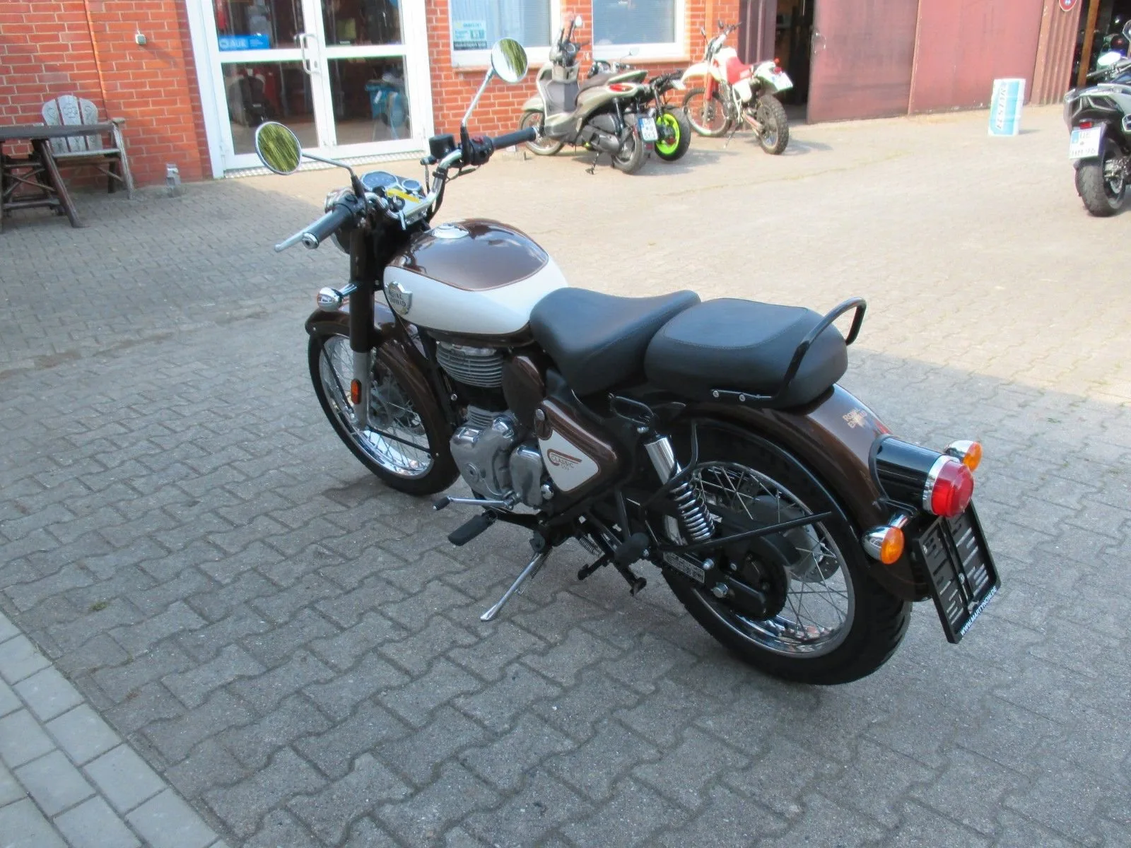 Royal Enfield Classic 350