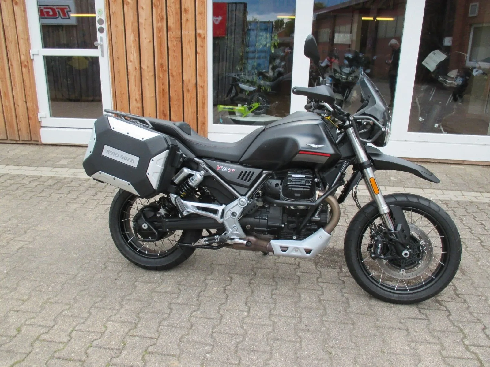 Moto Guzzi V85 TT