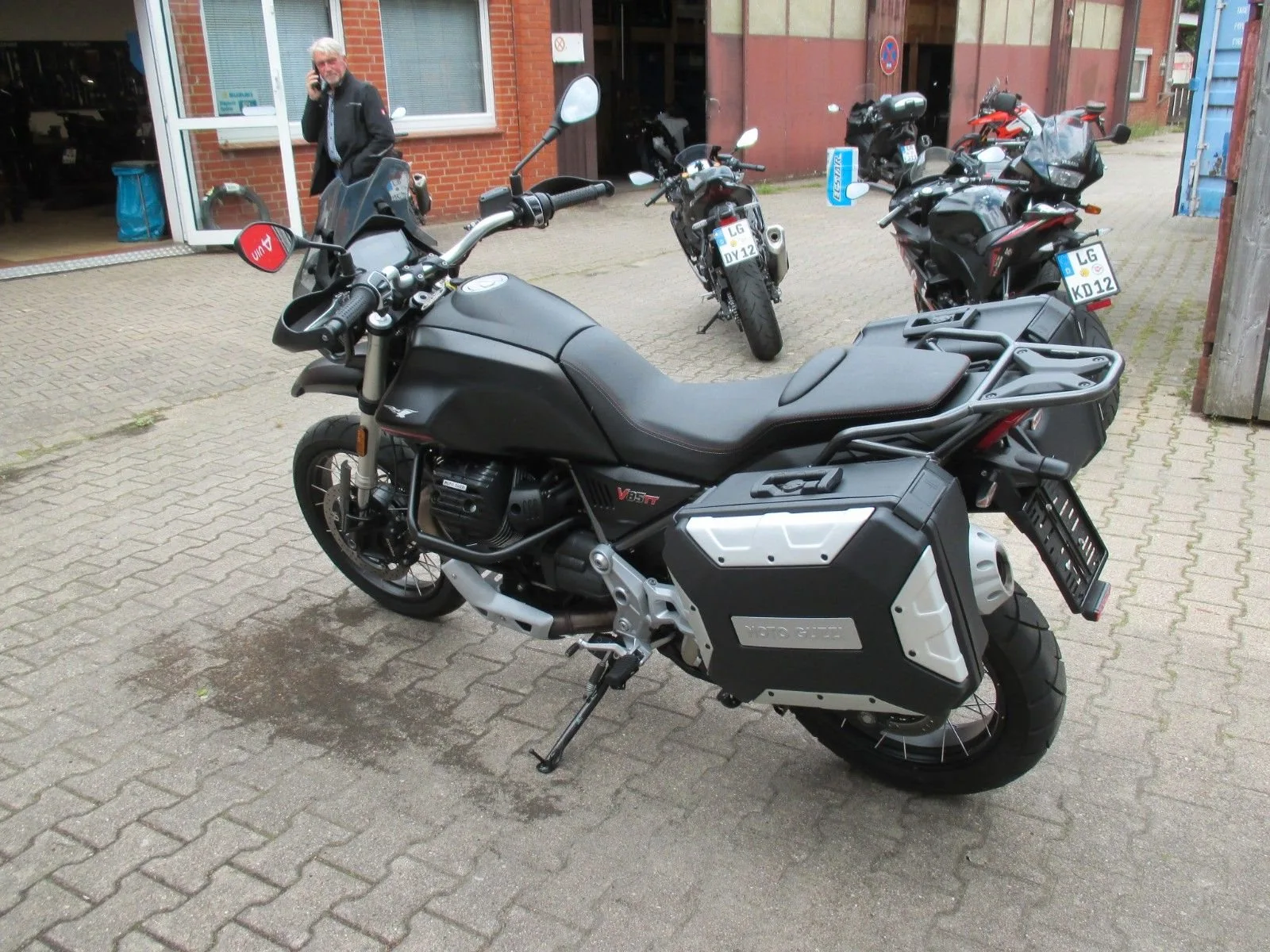 Moto Guzzi V85 TT