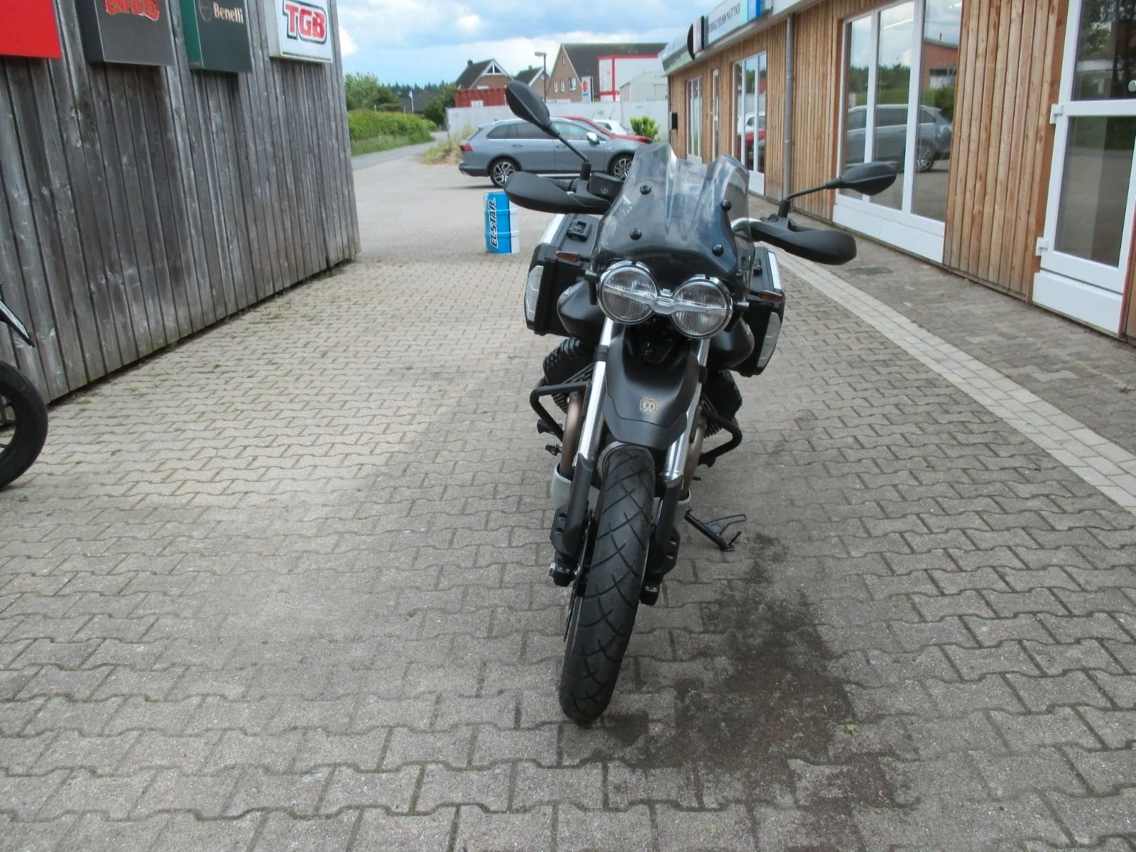 Moto Guzzi V85 TT