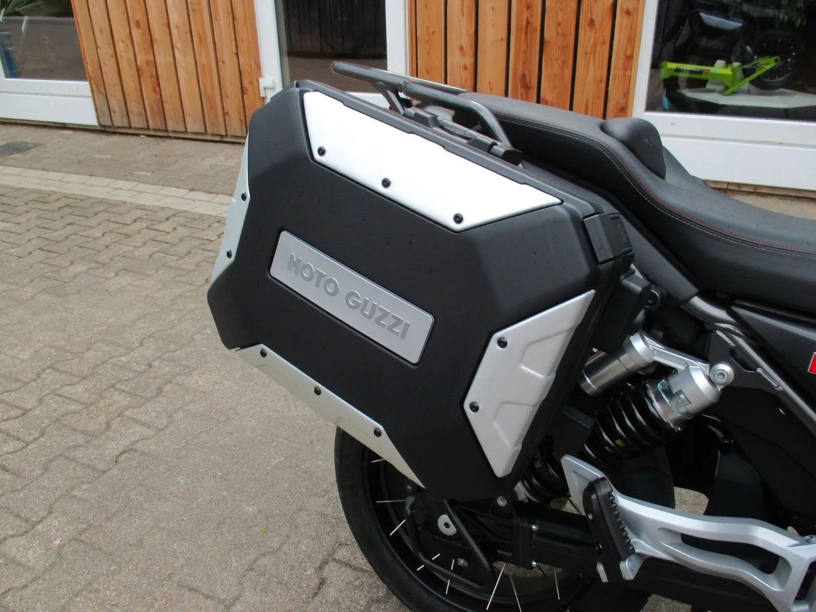 Moto Guzzi V85 TT