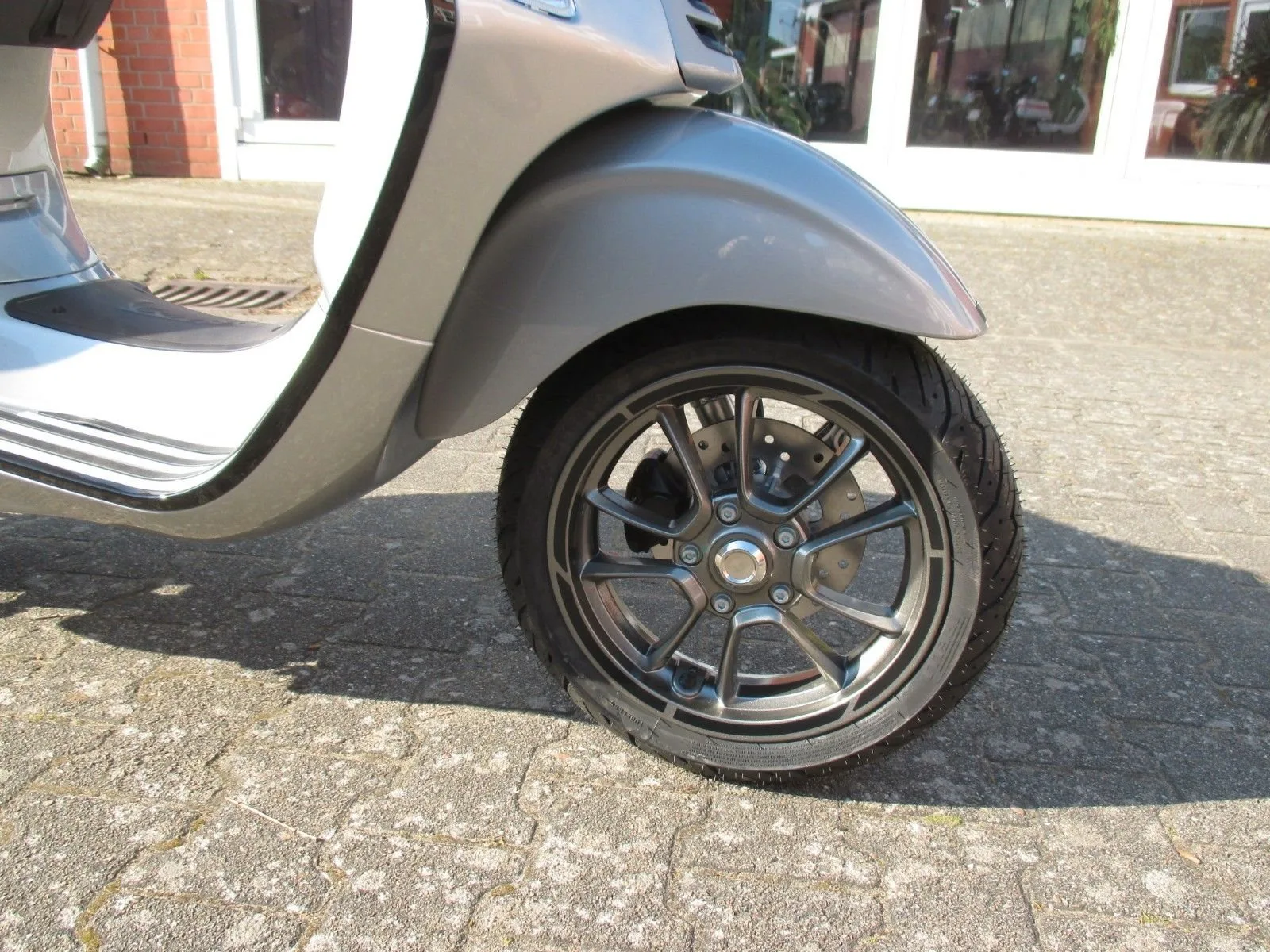 Vespa Elettrica 45 km/h