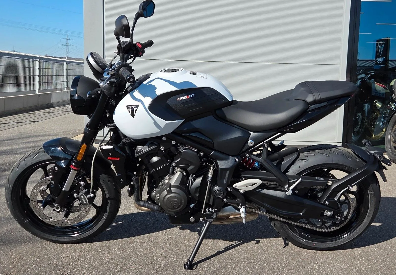 Triumph Trident 660