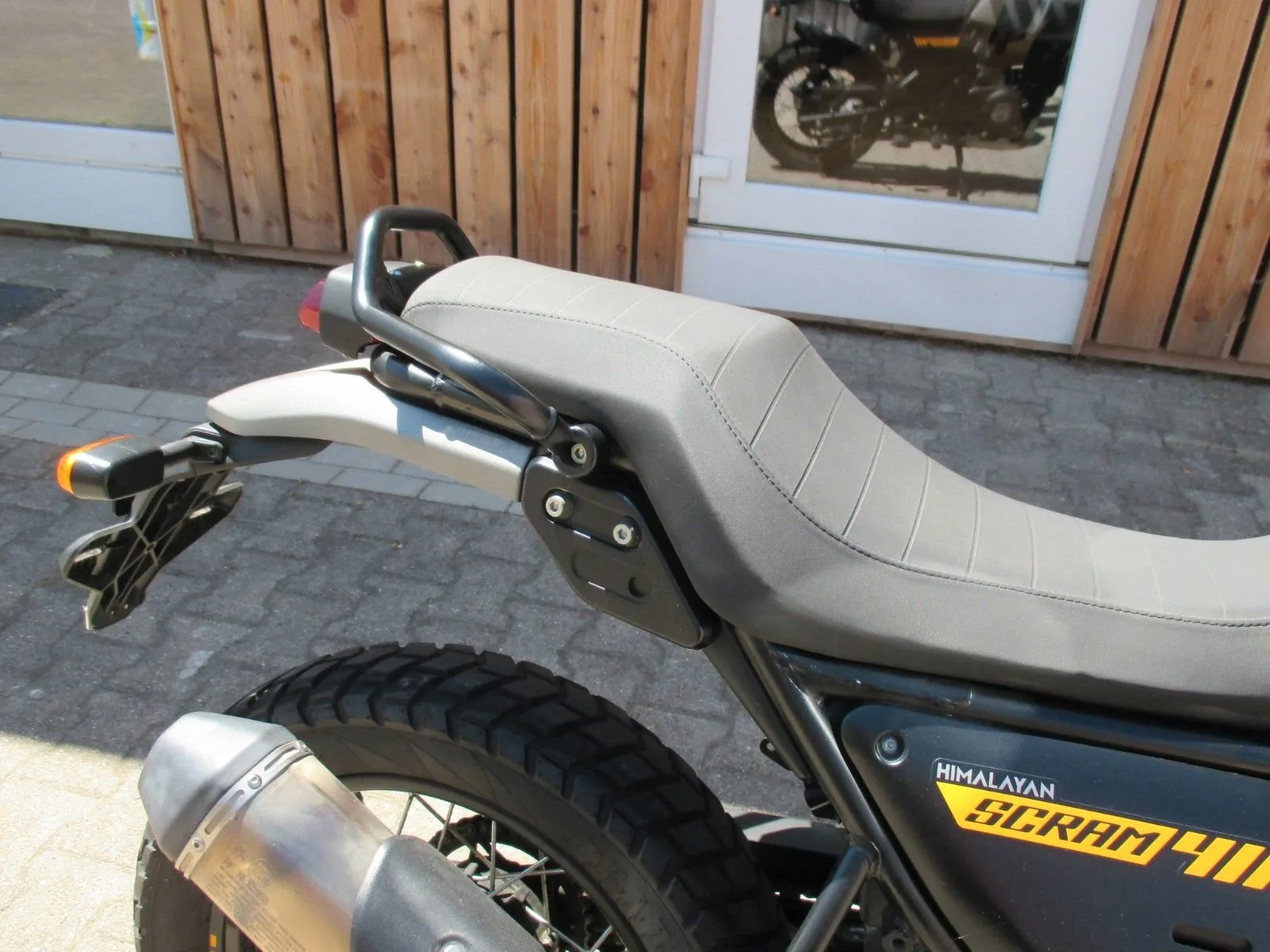 Royal Enfield Scram 411