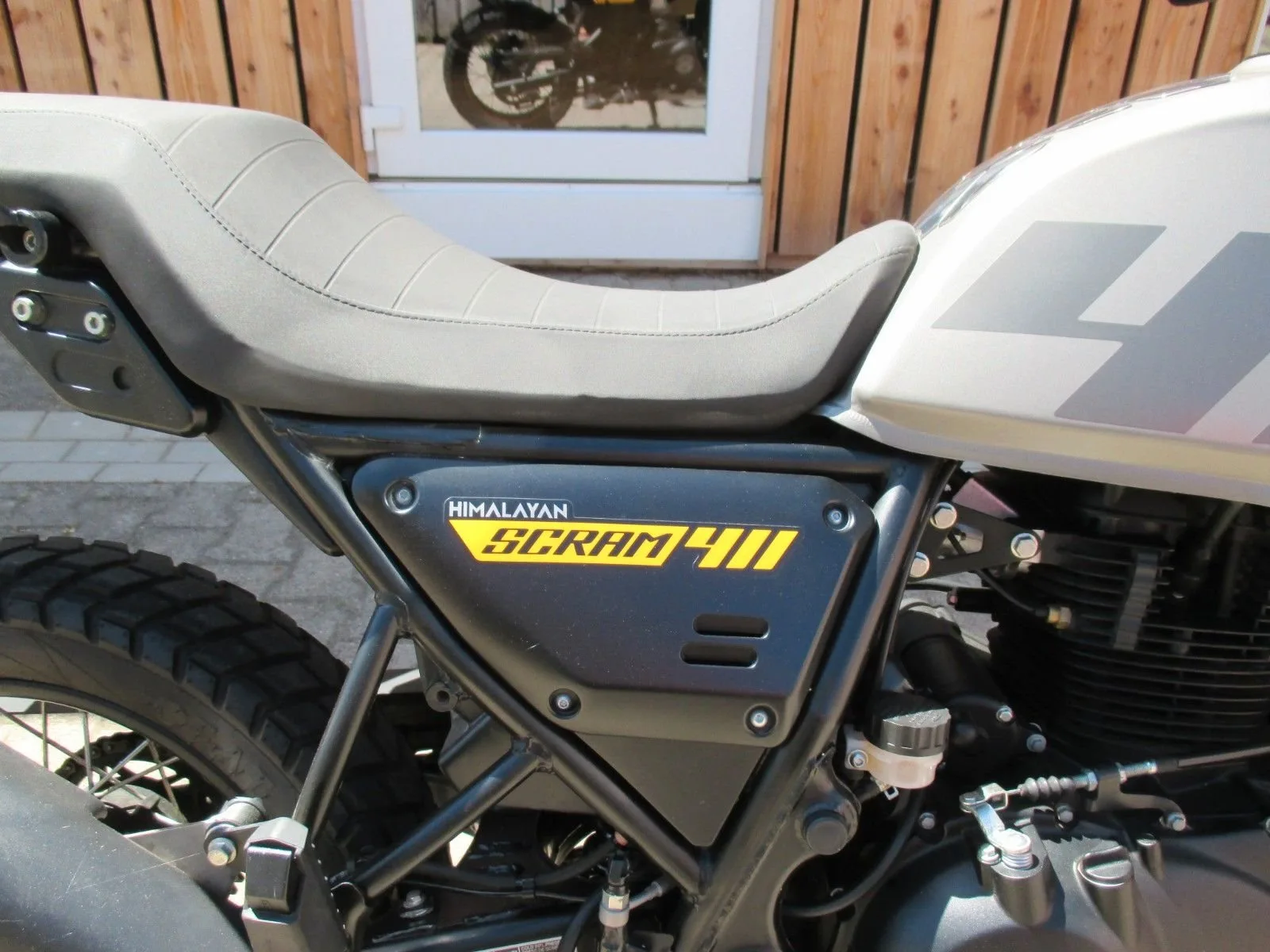 Royal Enfield Scram 411