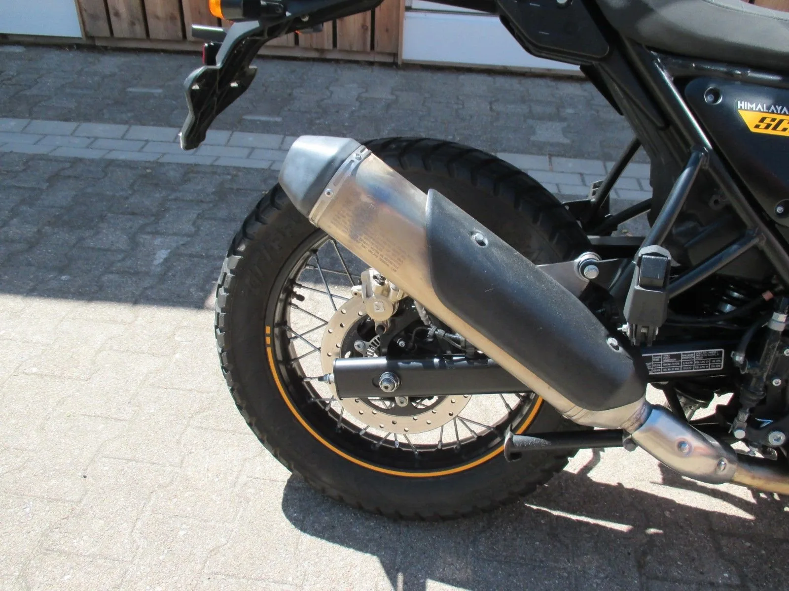 Royal Enfield Scram 411