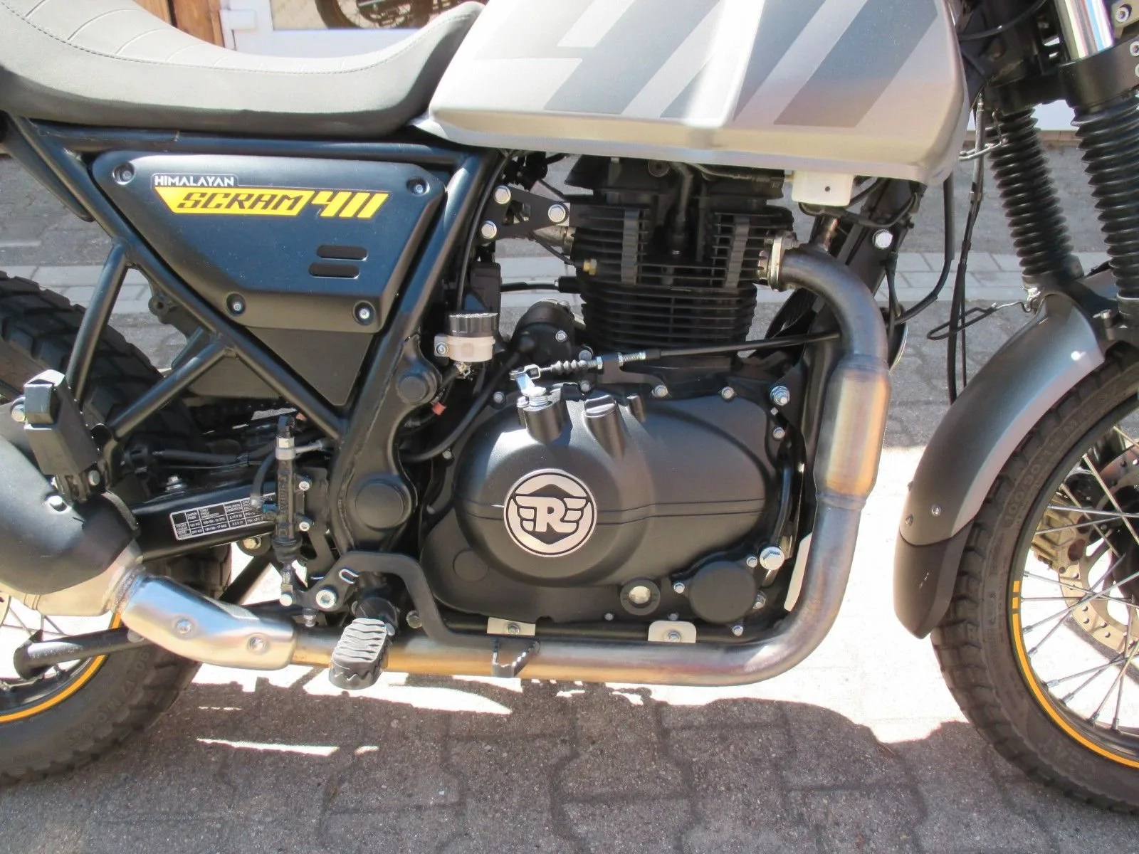 Royal Enfield Scram 411