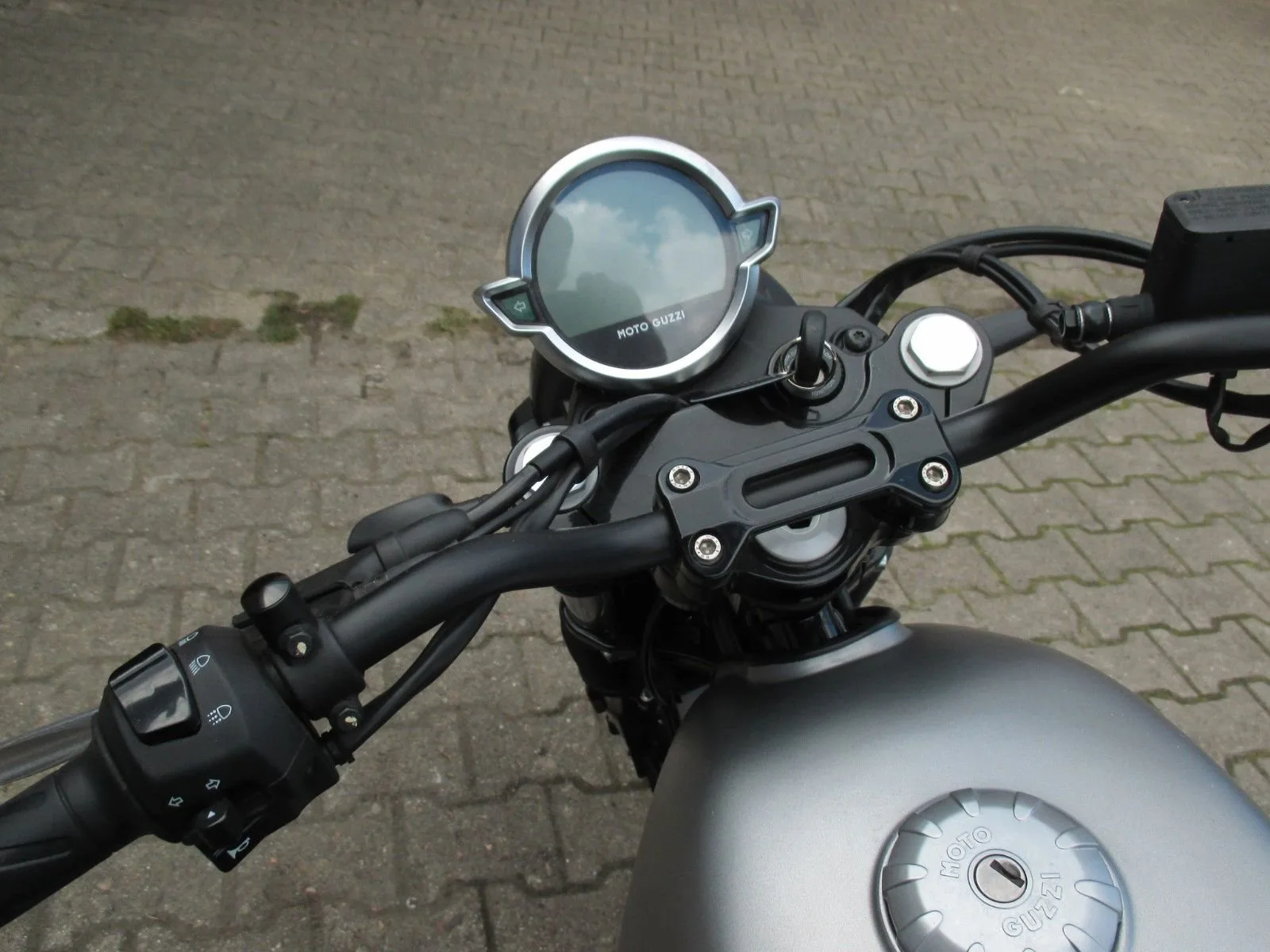 Moto Guzzi V7 750 Stone V7 850 Stone \*Mistral\*