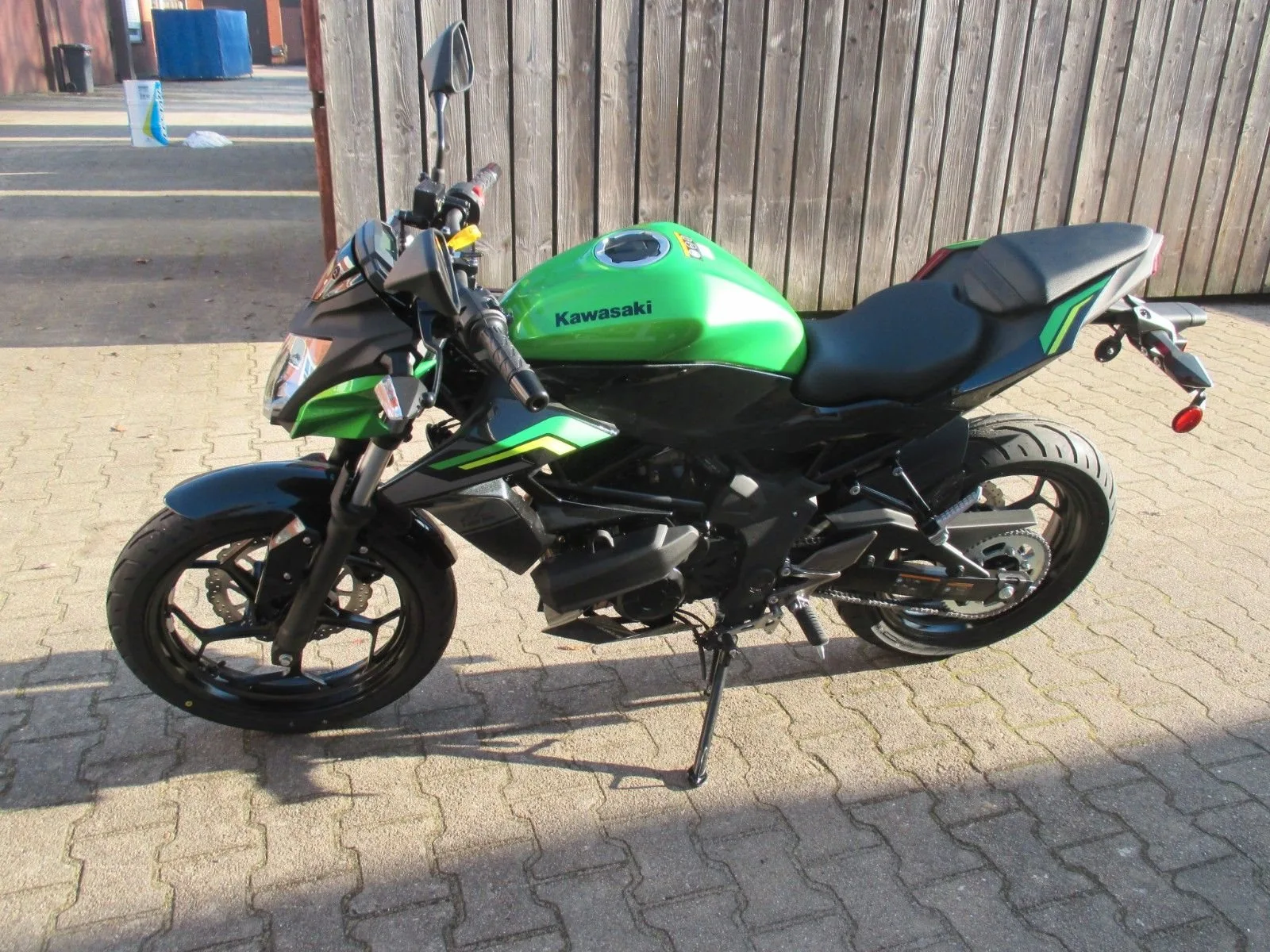 Kawasaki Z125
