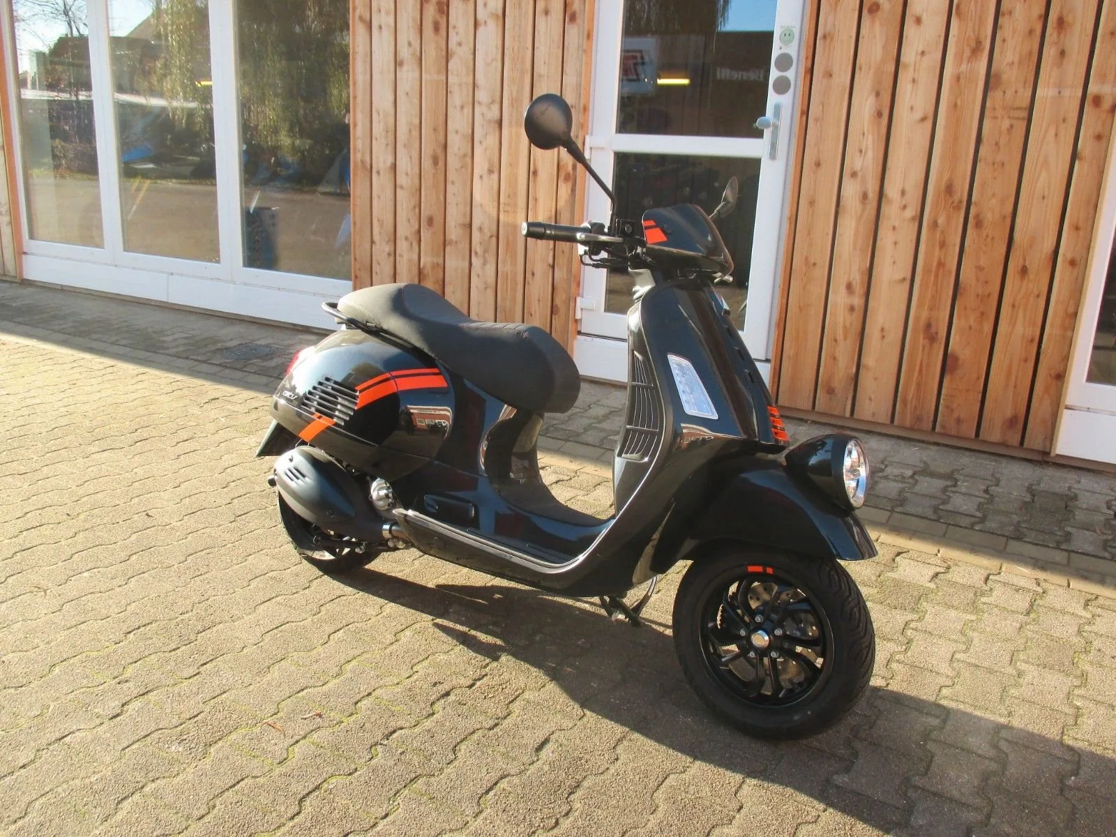 Vespa GTV 300
