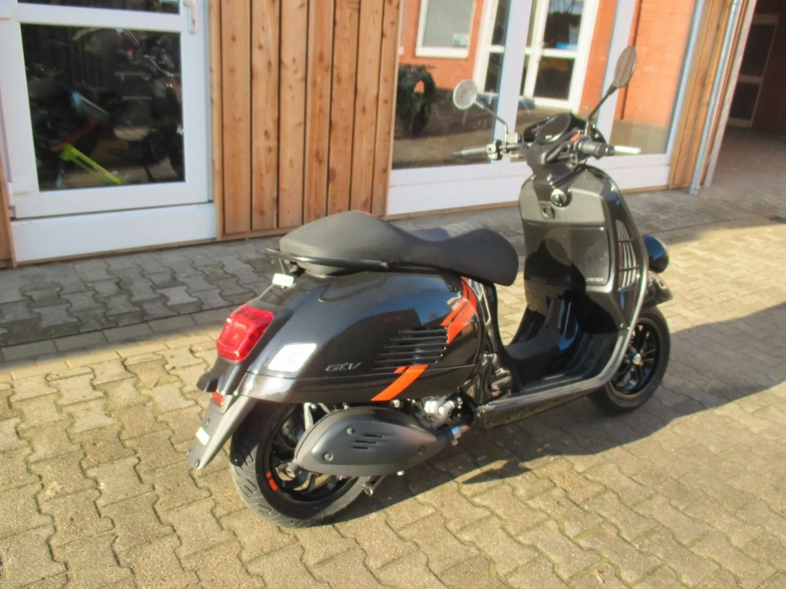 Vespa GTV 300