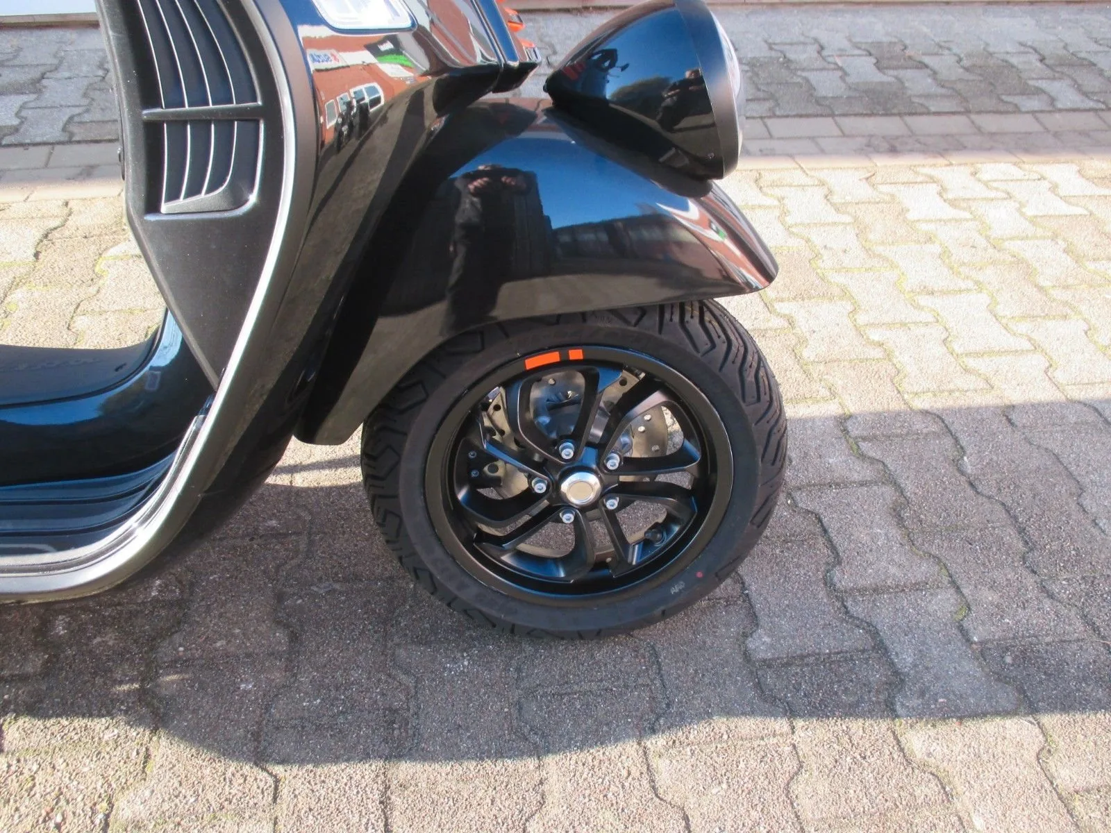 Vespa GTV 300